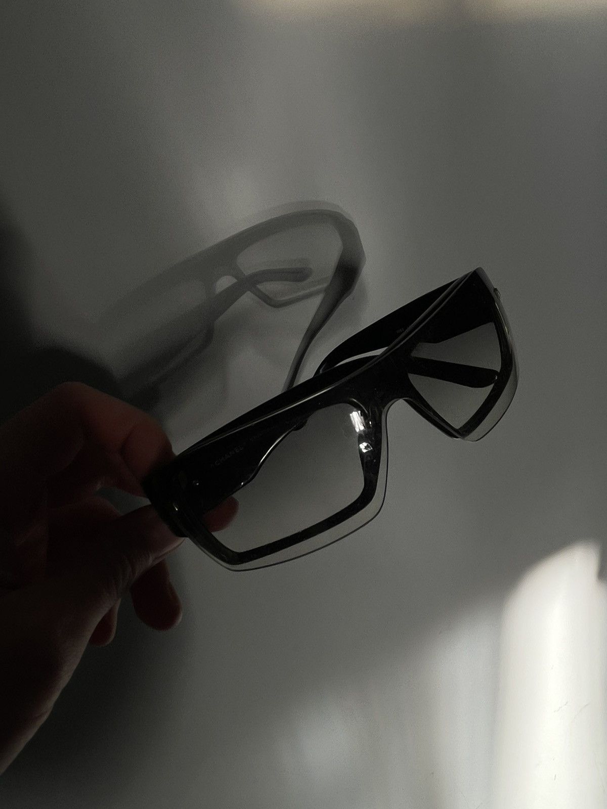 Chanel × Vintage CHANEL SUNGLASSES 5092 LOGO Black Wrap Metal Vintage Iconic Size ONE SIZE - 1 Thumbnail