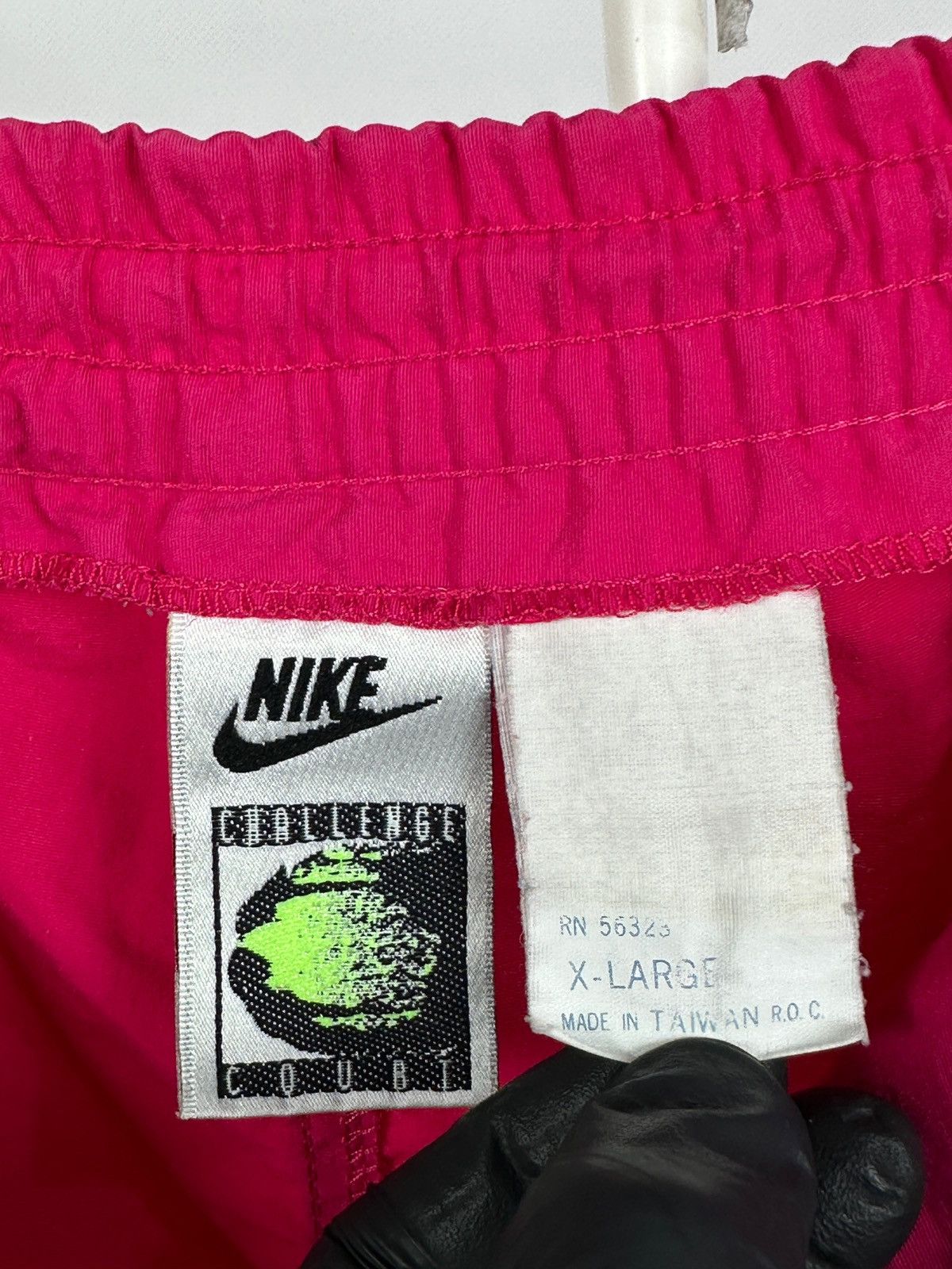 Nike Vintage Nike Challenge Court Nylon Pink Shorts Andre Agassi Size US 36 / EU 52 - 18 Thumbnail