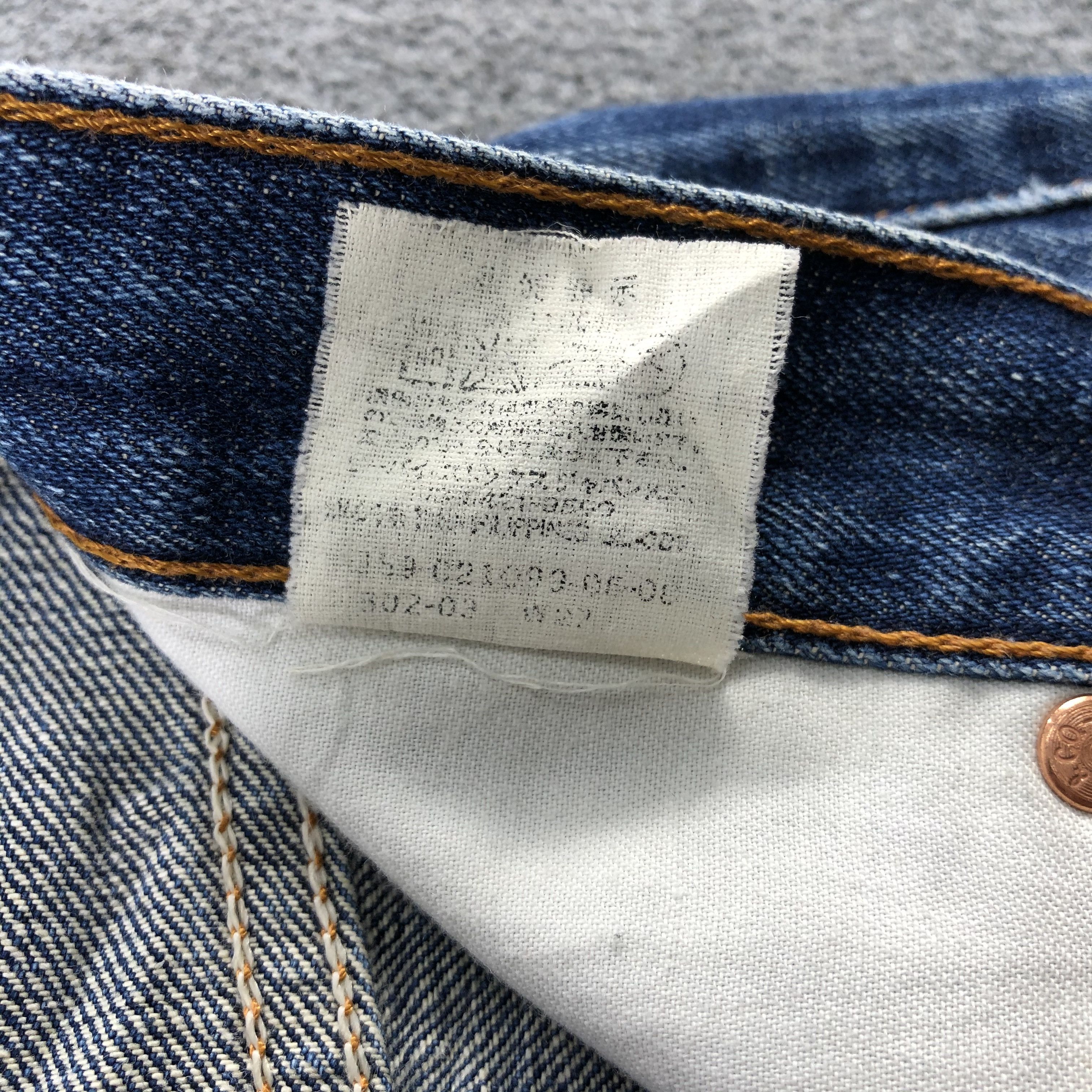 Levi's × Vintage 90s Vintage Blue Wash Levis 502 Jeans-JM1909 Size US 27 - 11 Thumbnail