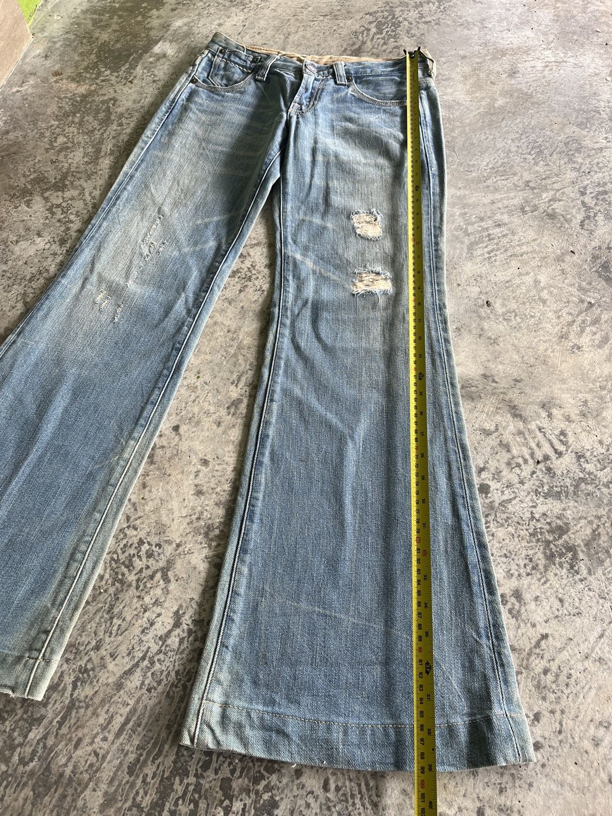 Hysteric Glamour × Levi's × Vintage Flare Distressed Levis Denim Size US 29 - 12 Thumbnail