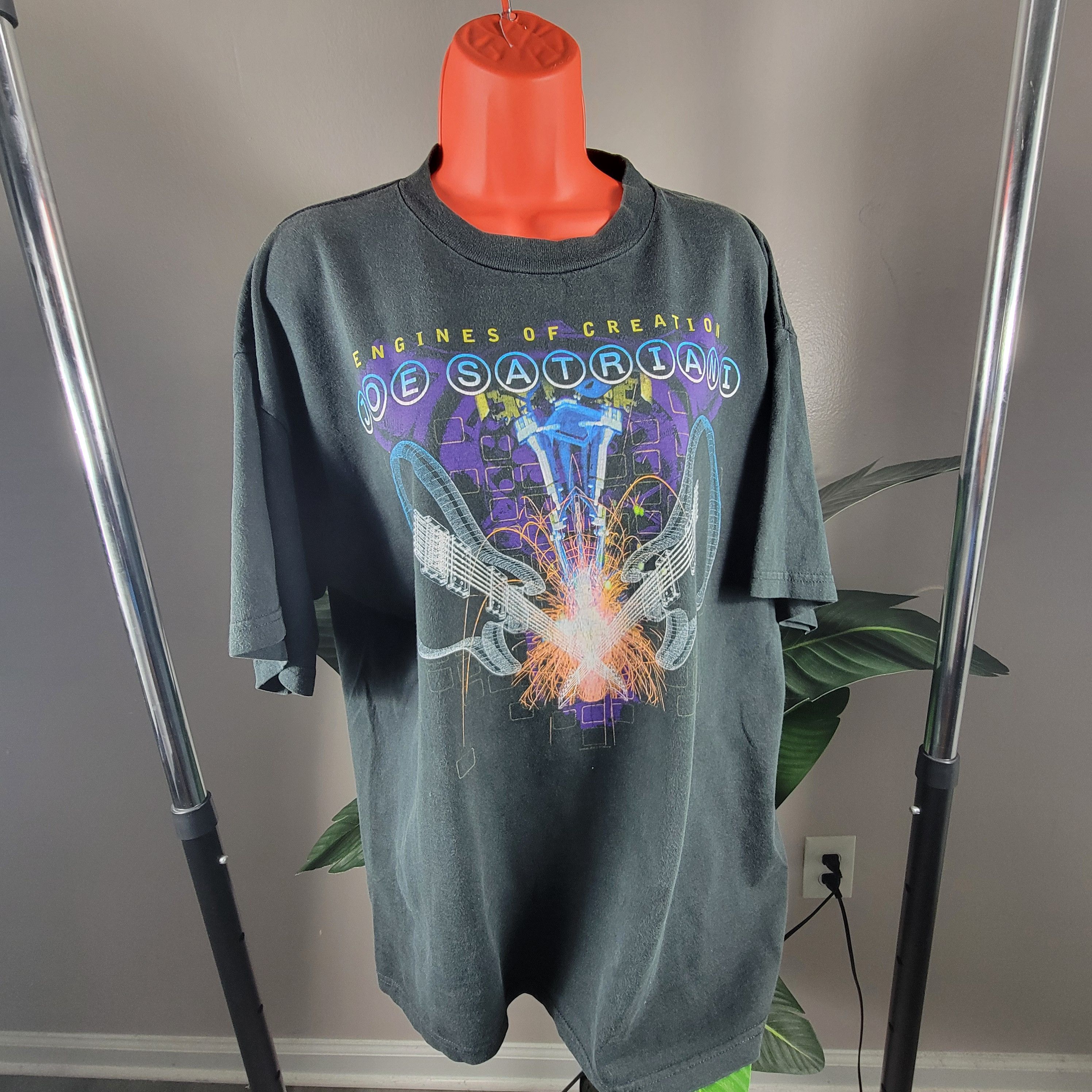 Tultex vintage y2k band tee Joe Satriani Engines of Creation 🎸 Size US XL / EU 56 / 4 - 2 Thumbnail