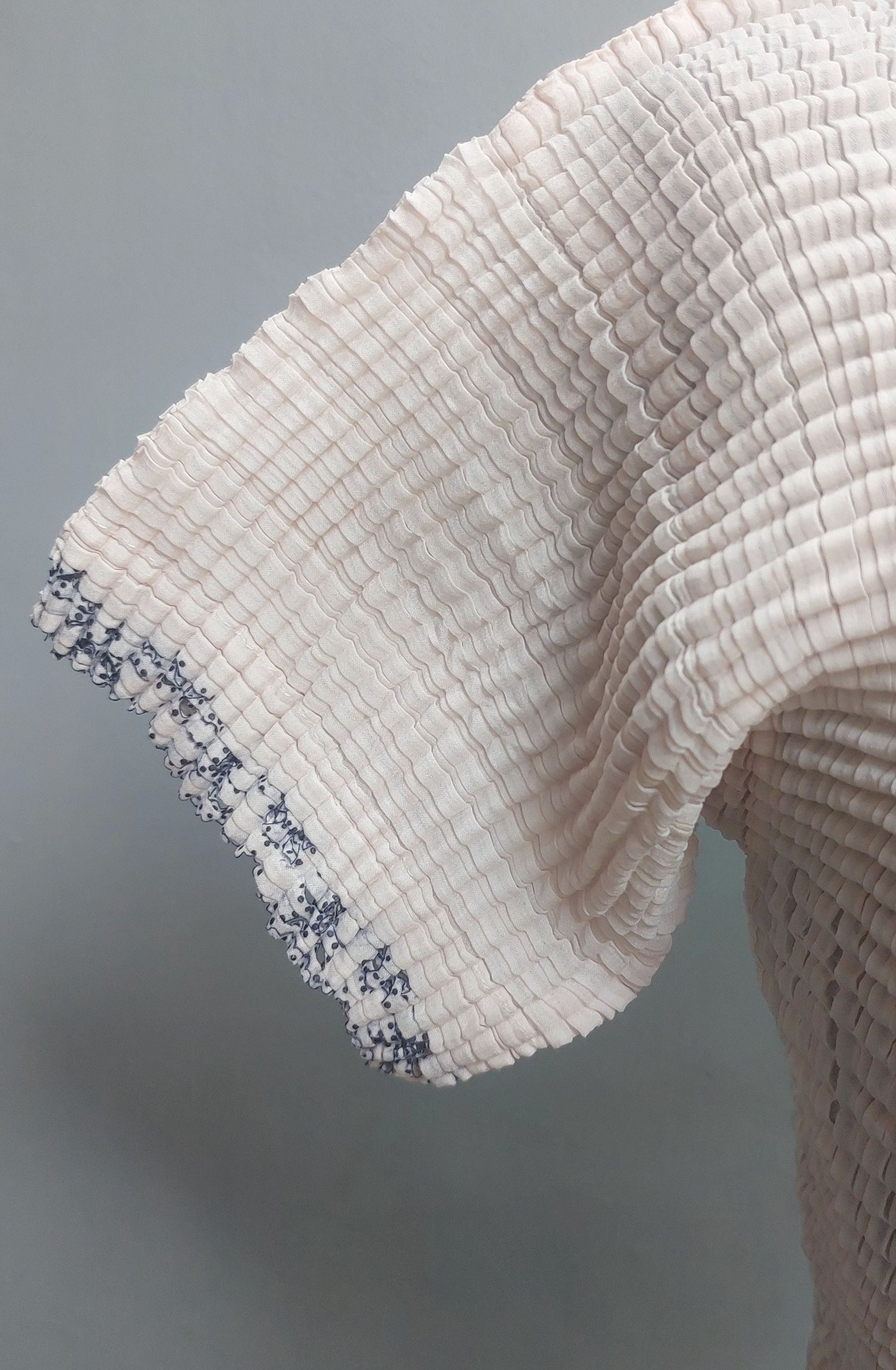 Issey Miyake Pleats Please x Issey Miyake 2 Size XS / US 0-2 / IT 36-38 - 8 Thumbnail