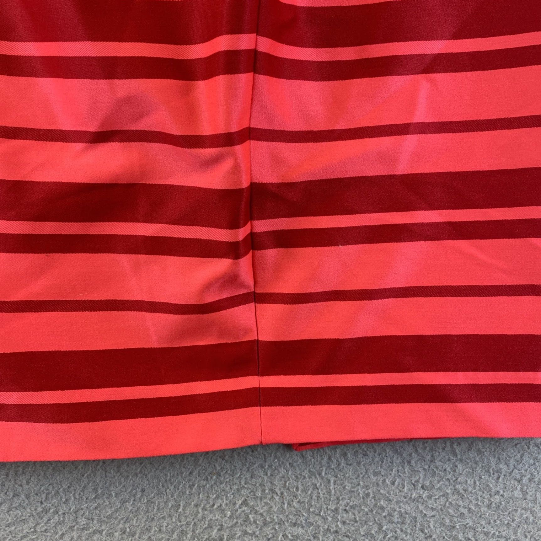 Banana Republic BANANA REPUBLIC Women Coral Striped Casual Skirt Size 0 Petites Work Knee Length Size 25" / US 0 / IT 36 - 3 Thumbnail