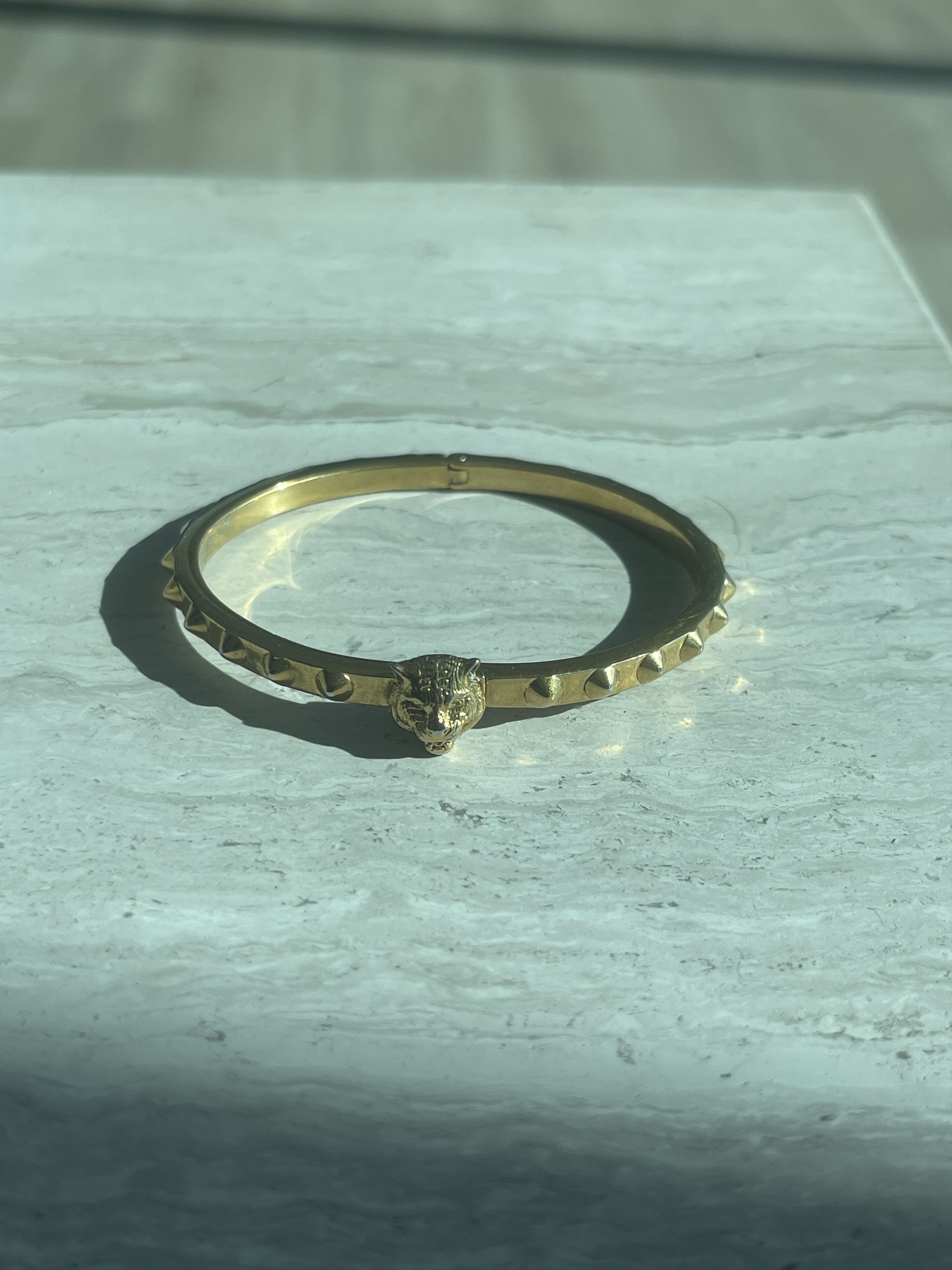 Gucci Gucci Tiger Head Gold Stud Bangle Bracelet Size ONE SIZE - 1 Thumbnail
