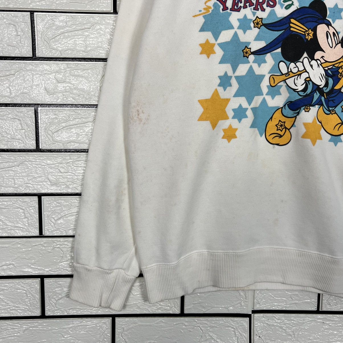 Mickey Mouse Vintage MICKEY MOUSE Graphic Crewneck Sweatshirt #3950-C180 Size US M / EU 48-50 / 2 - 6 Thumbnail