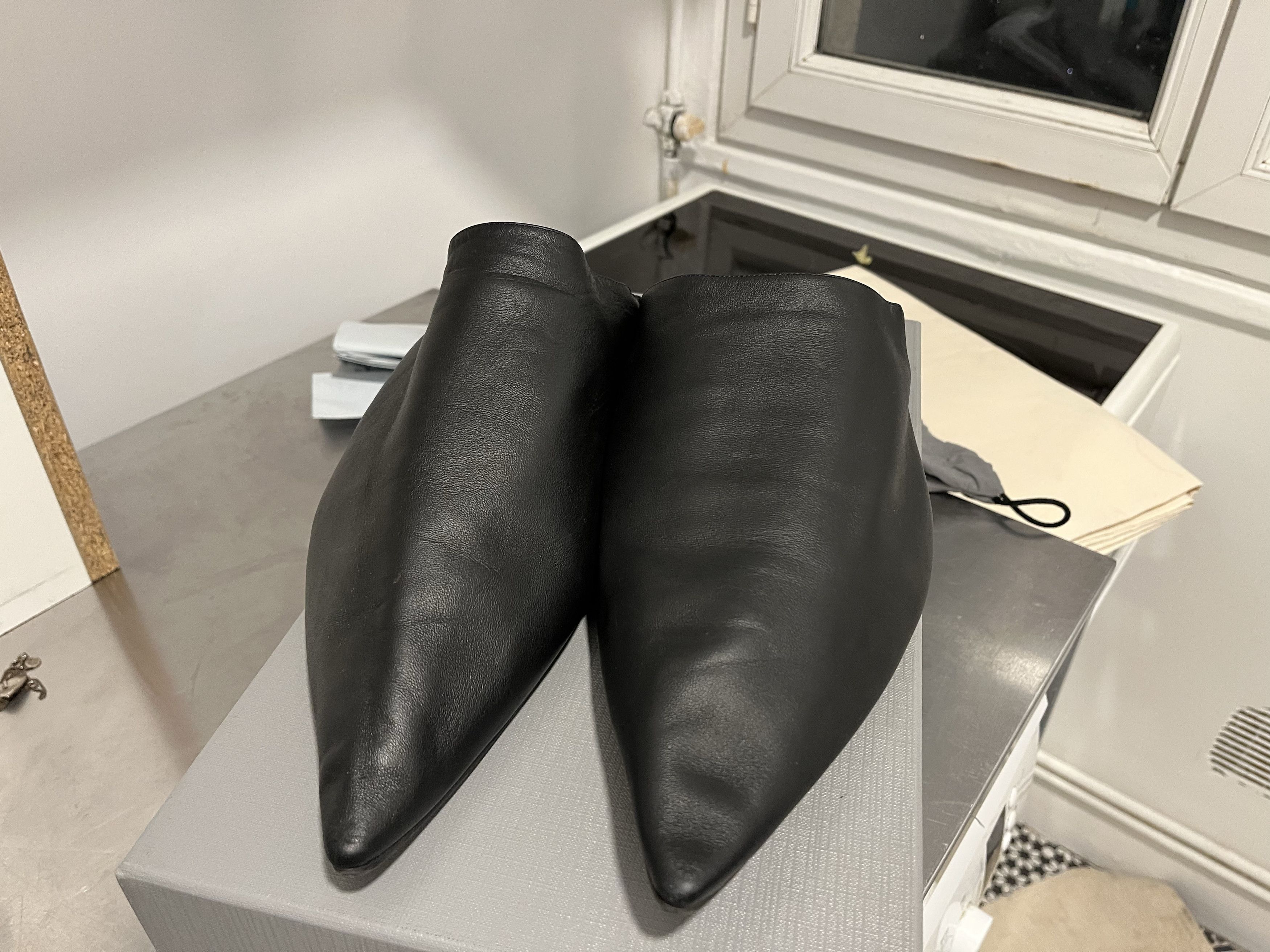 Balenciaga Balenciaga Flat Mule Black 42 Size US 9 / EU 42 - 9 Thumbnail