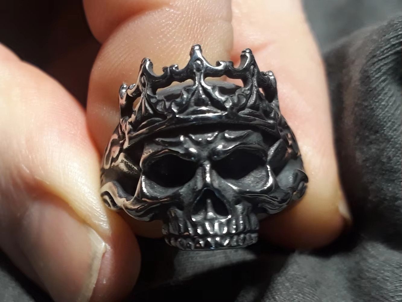 Jewelry Crown Skull Ring Streetwear Jewelry Fashion Gift Size ONE SIZE - 3 Thumbnail