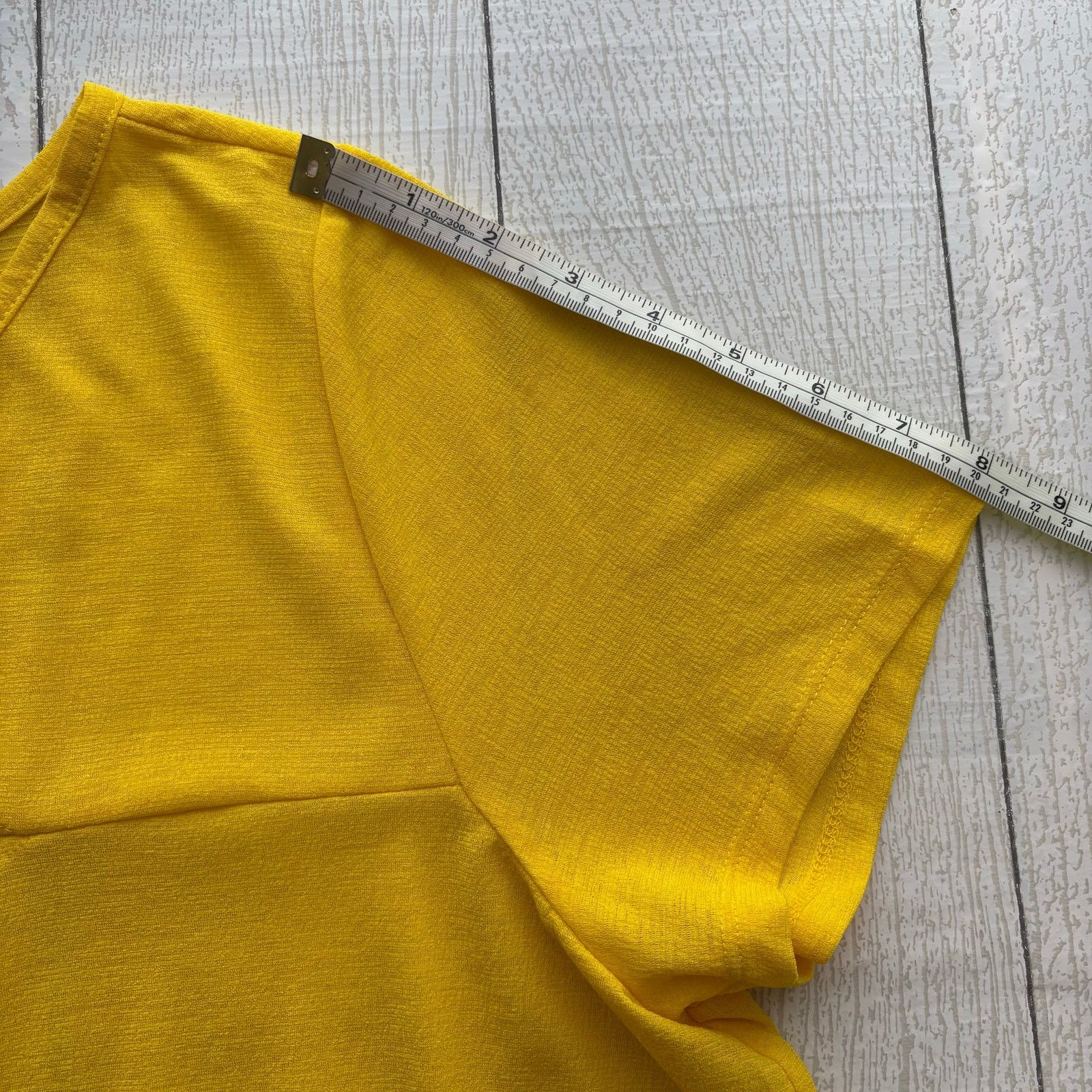 Other Inner Circle Yellow Asymmetrical Blouse 1X Cutout Top Size XL / US 12-14 / IT 48-50 - 4 Thumbnail