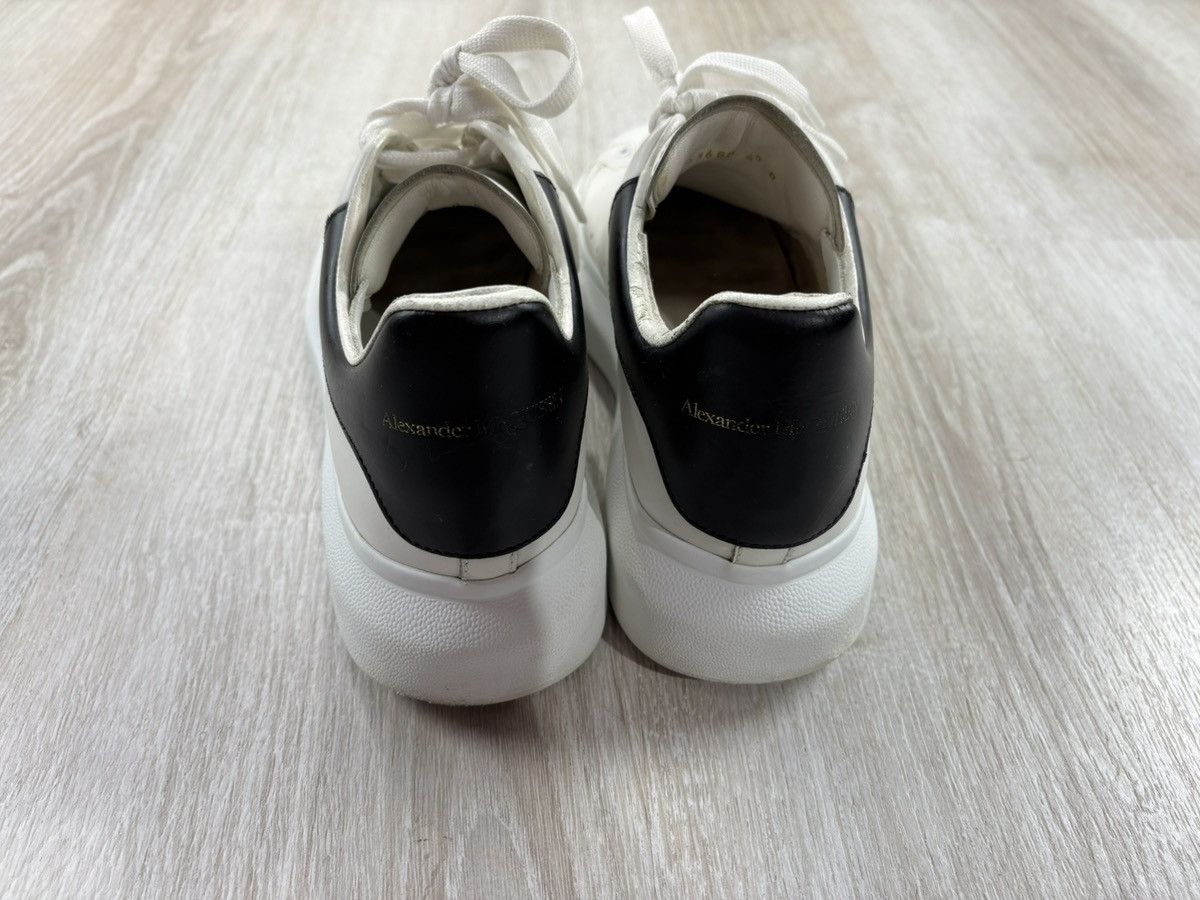 Alexander McQueen × Designer Womens sneakers Alexandr McQueen Size 40 Size US 10 / IT 40 - 9 Thumbnail