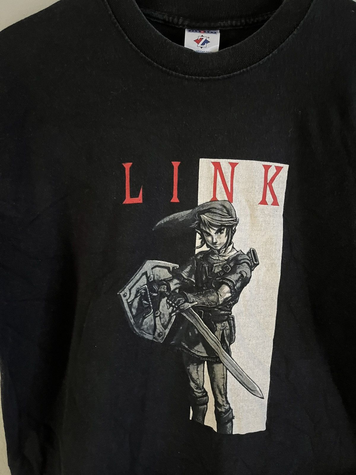 Vintage Vintage LINK character The Legend Zelda PlayStation t-shirt Size US L / EU 52-54 / 3 - 2 Thumbnail
