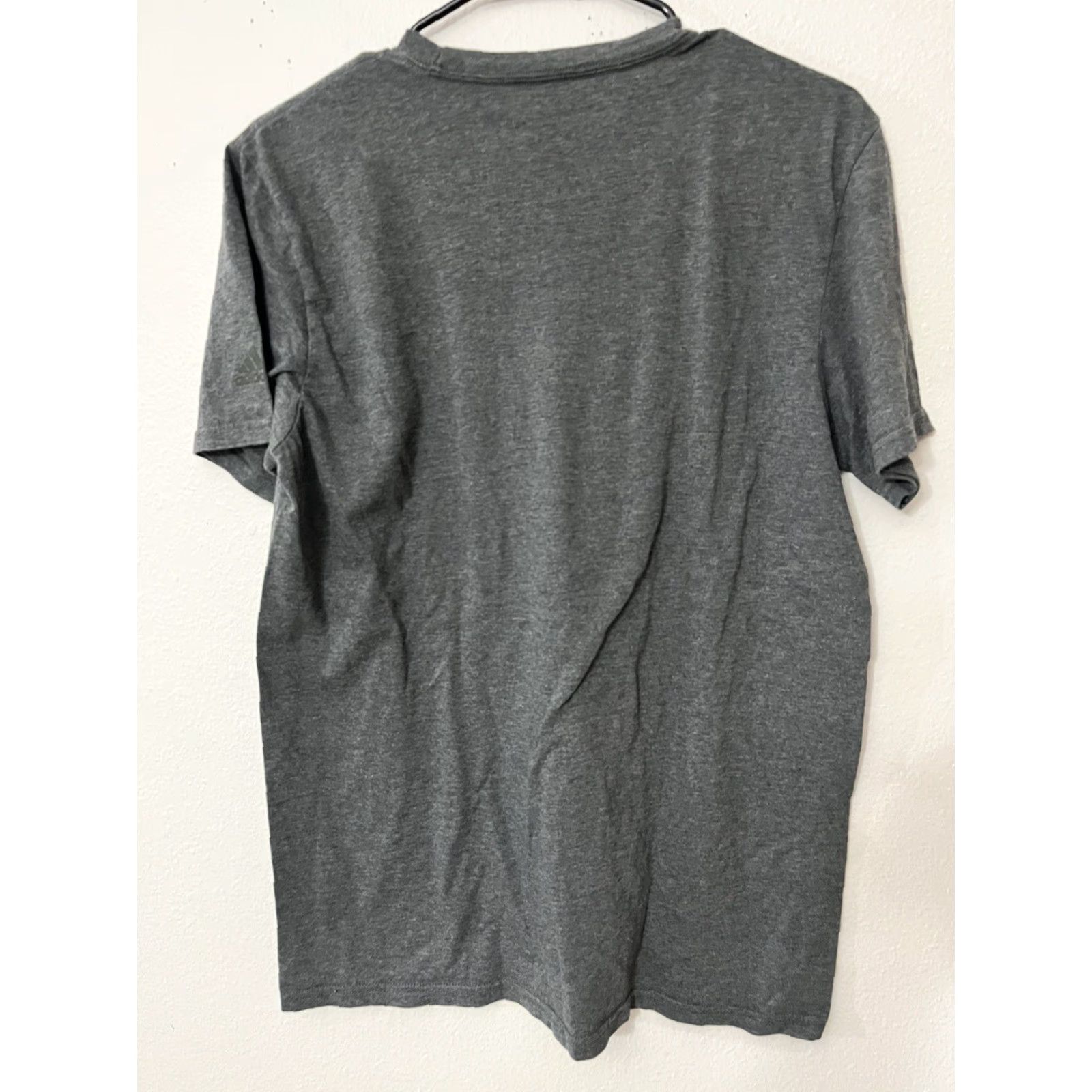 Adidas Adidas The Go-To Tee Shirt Gray Camo Logo Short Sleeve Medium Mens Size US M / EU 48-50 / 2 - 3 Thumbnail