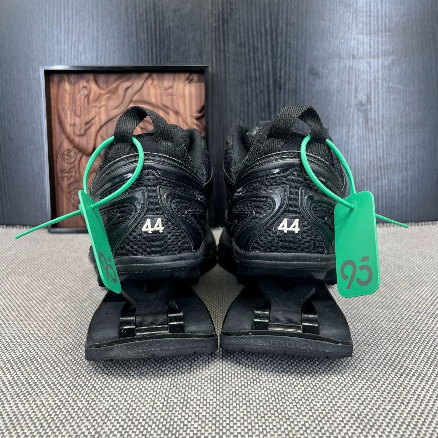 Balenciaga balenciaga low-top sneakers Size US 11 / EU 44 - 3 Thumbnail