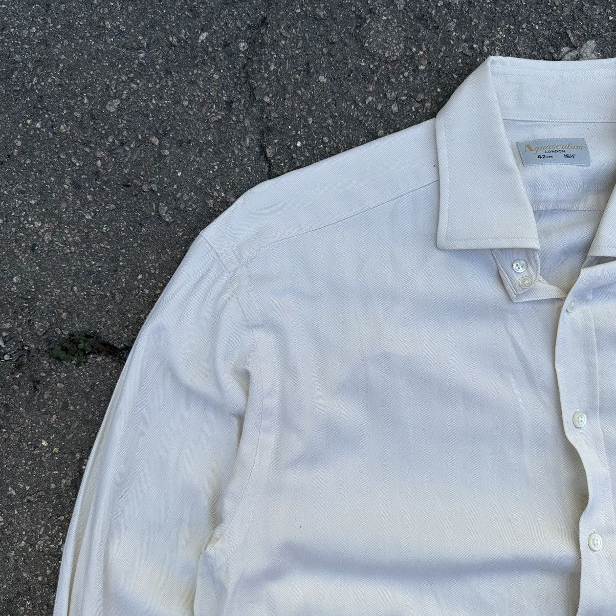 Aquascutum Luxury Aquascutum Shirt Button Up Size L Streetwear Size US L / EU 52-54 / 3 - 3 Thumbnail