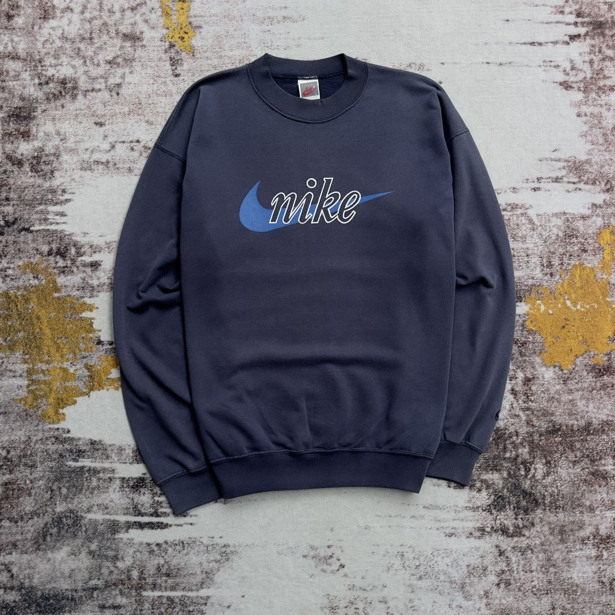Vintage VINTAGE NIKE Y2K VERY RARE SWEATSHIRT BIG LOGO Size US L / EU 52-54 / 3 - 1 Thumbnail