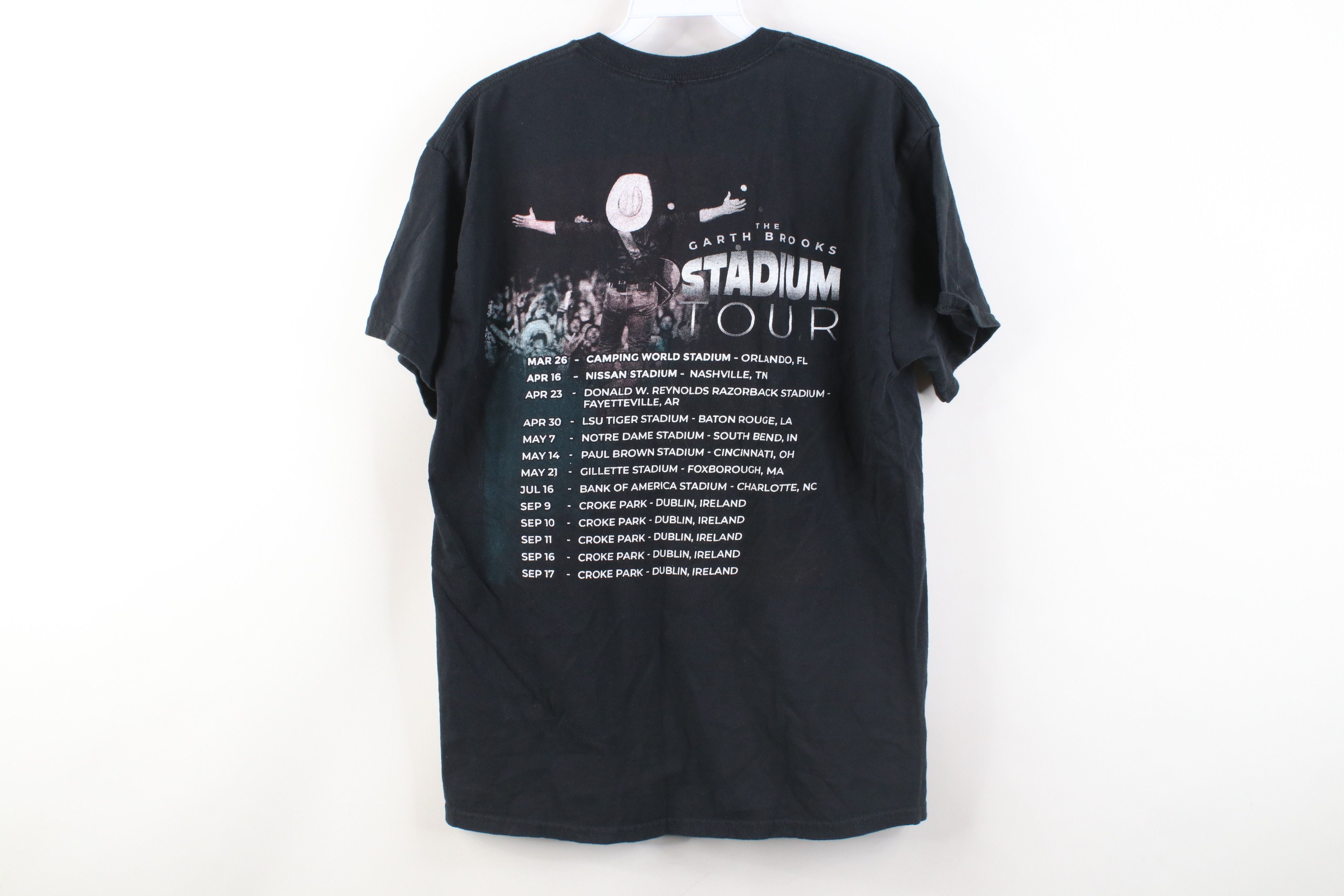 Vintage Y2K Garth Brooks Stadium Tour Band Concert T-Shirt Size US S / EU 44-46 / 1 - 10 Thumbnail