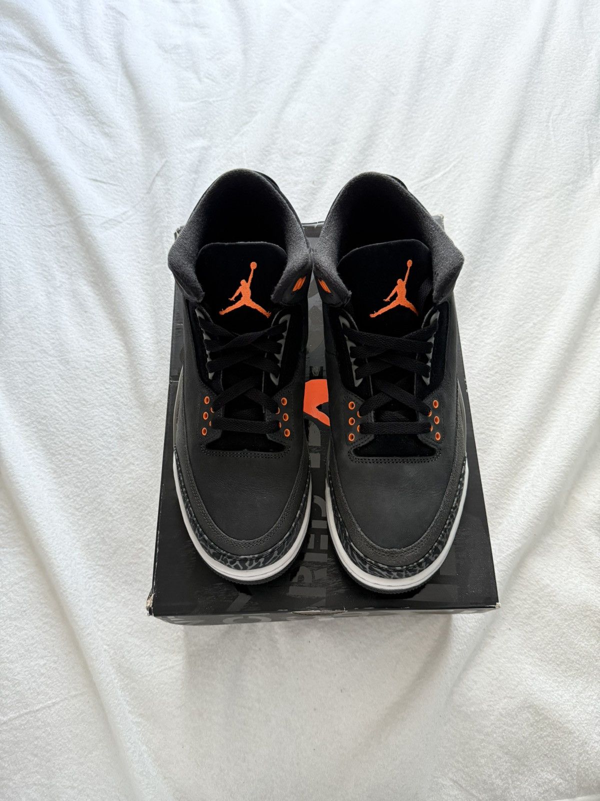 Jordan Brand Jordan 3 fear 2023 Size US 10.5 / EU 43-44 - 1 Thumbnail