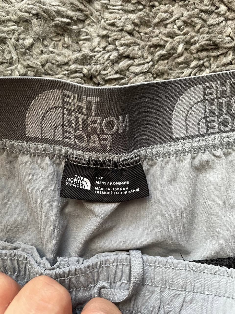 The North Face The North Face Shorts Streetwear Outdoor Gorpcore Logo Rare Size US 30 / EU 46 - 14 Thumbnail