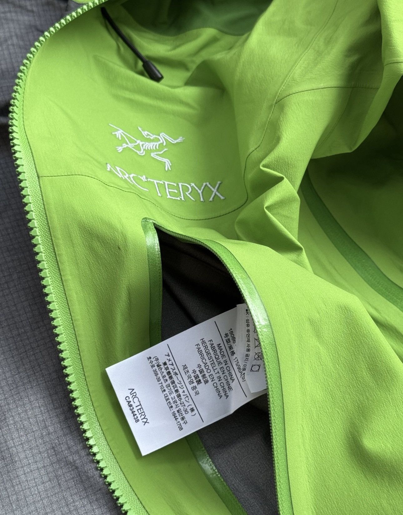 Arc'teryx Jacket Arc'teryx Alpha ar in Lichen GORE-TEX Pro Size US S / EU 44-46 / 1 - 14 Thumbnail
