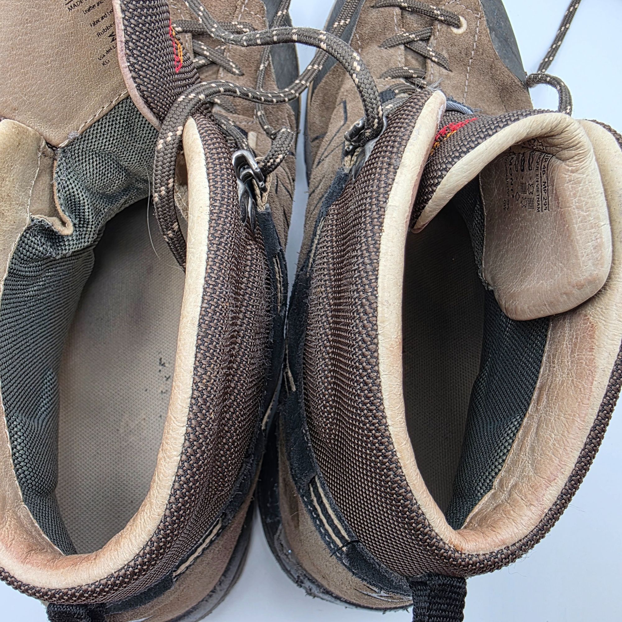 Other Garmont Santiago GTX Mens Hiking Boots Size 12 Brown Leather Size US 12 / EU 45 - 5 Thumbnail