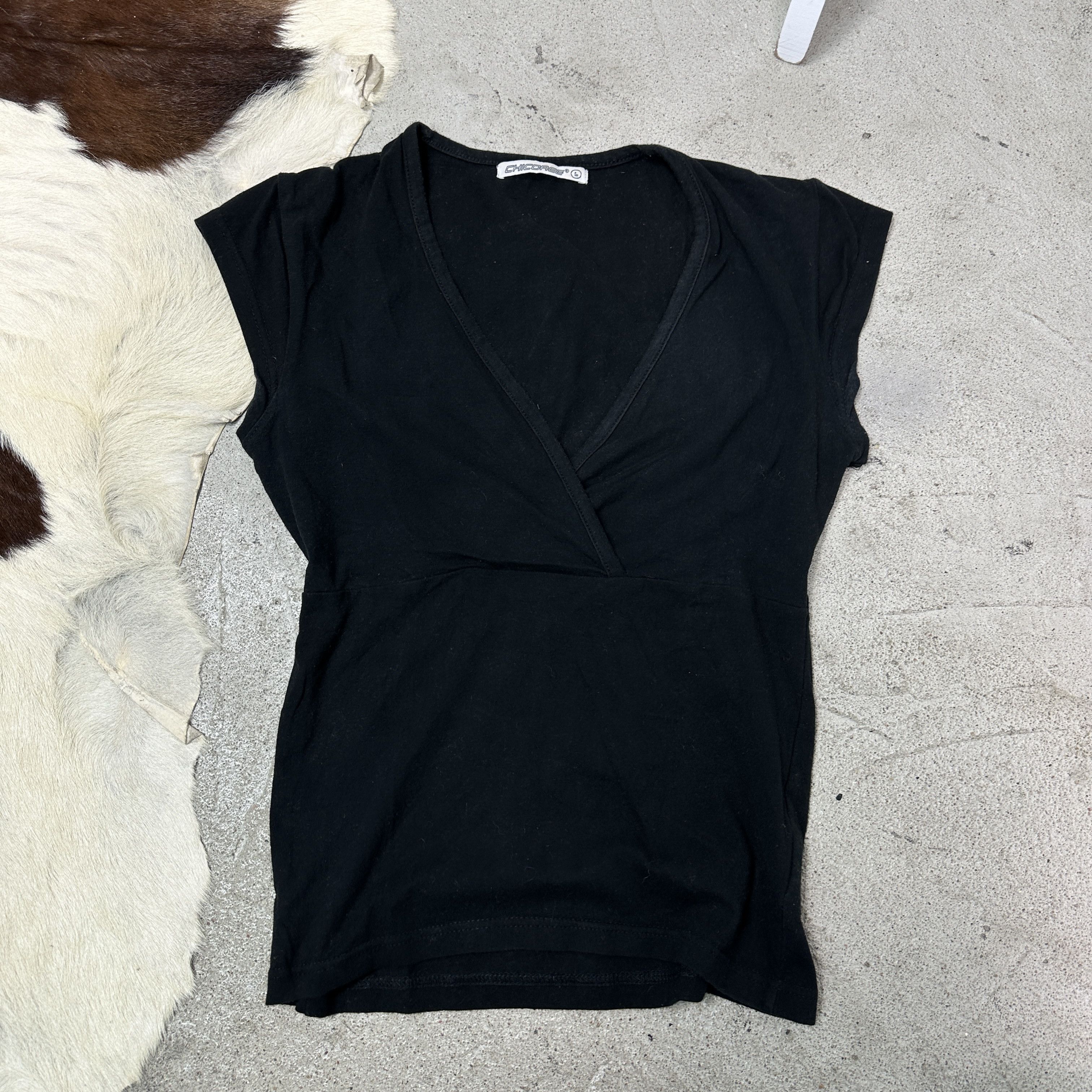 Vintage Vintage Avant Garde Grunge Opium Fitted T-shirt 00s Size L / US 10 / IT 46 - 2 Thumbnail