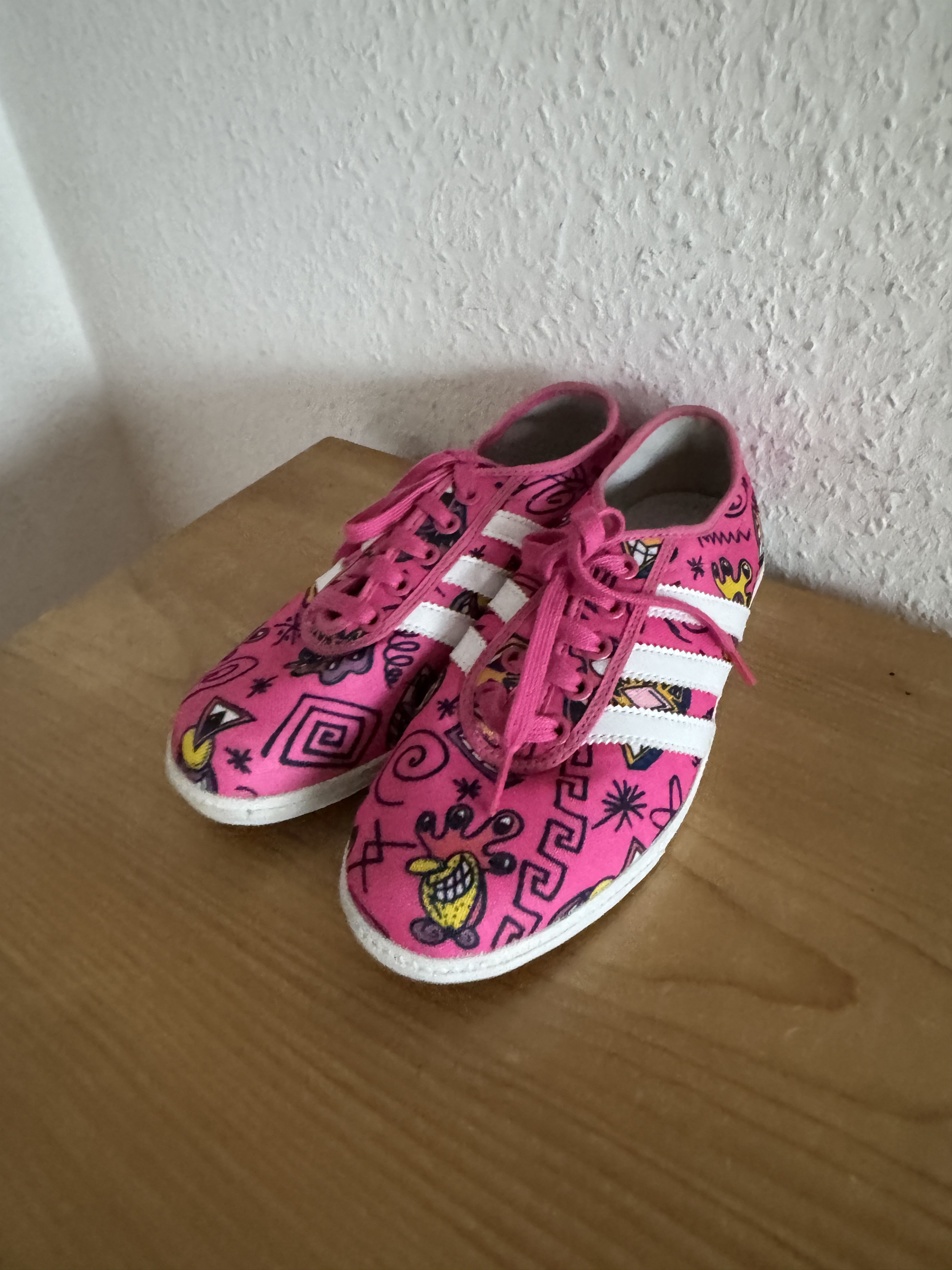 Adidas × Jeremy Scott P-Sole sneakers in pink patent Size US 4 / IT 34 - 11 Thumbnail