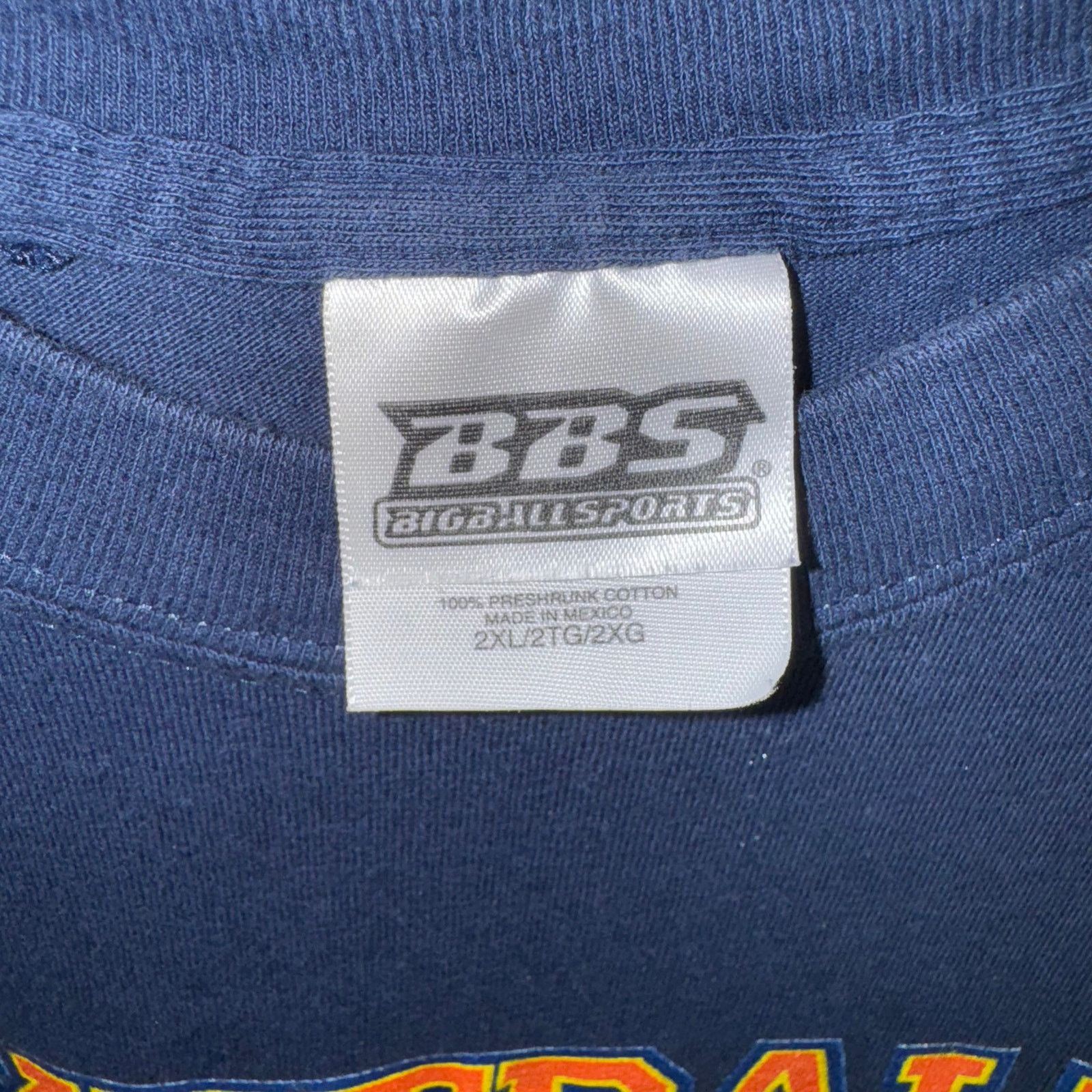 Vintage Vintage Y2K basketball is life sneakers hoop 90s 00s t-shirt Size US XXL / EU 58 / 5 - 3 Thumbnail