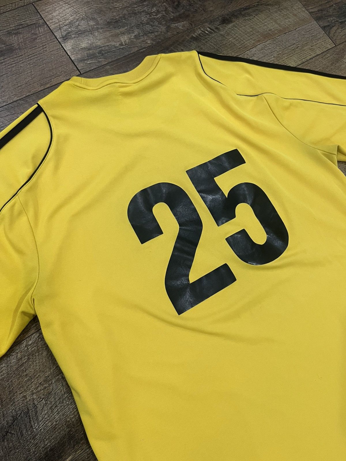 Adidas Vintage Y2k Adidas Embroidered Soccer Jersey #25 Yellow XL Size US XL / EU 56 / 4 - 5 Thumbnail