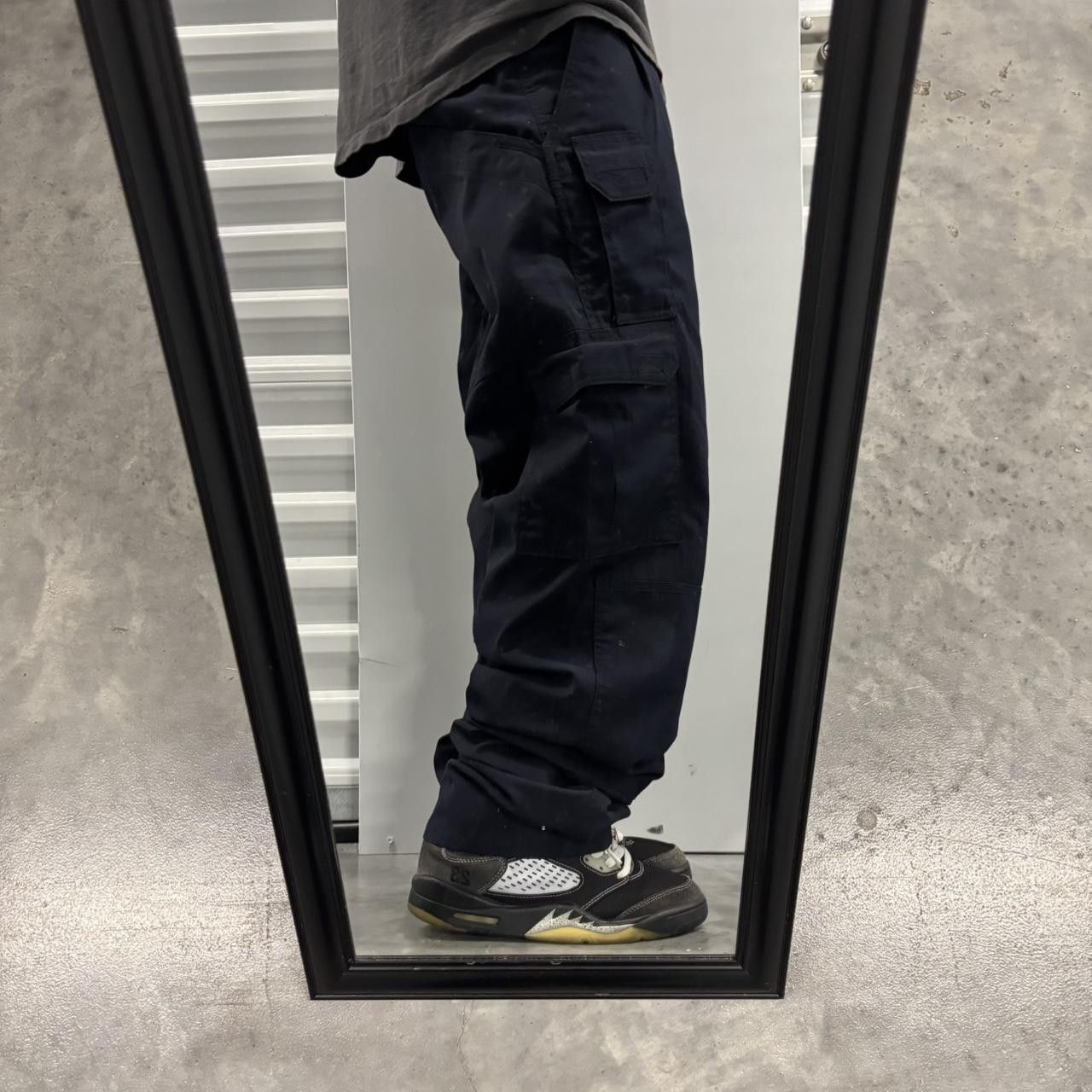 Japanese Brand × Vintage Crazy Vintage Y2K/2000s Baggy Black Streetwear Skater Workwear Cargo Pants! Size US 33 - 2 Thumbnail