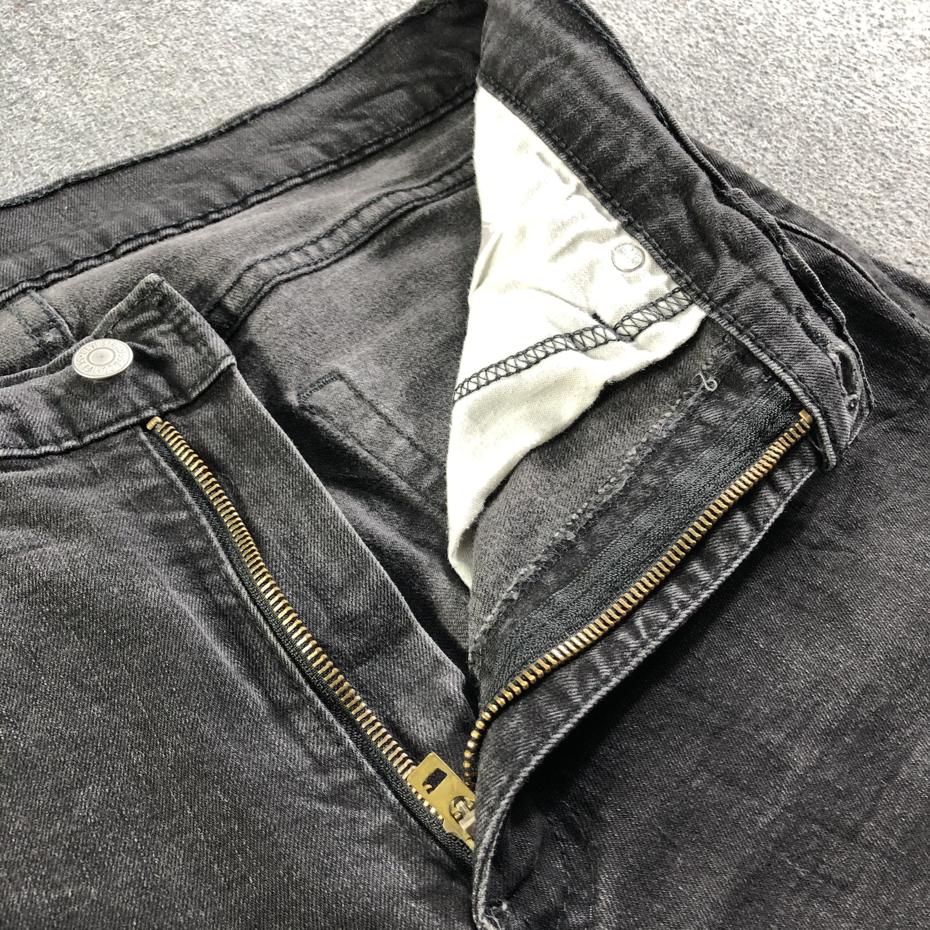 Levi's Vintage Levis 514 Jeans-J3512 Size US 35 - 8 Thumbnail