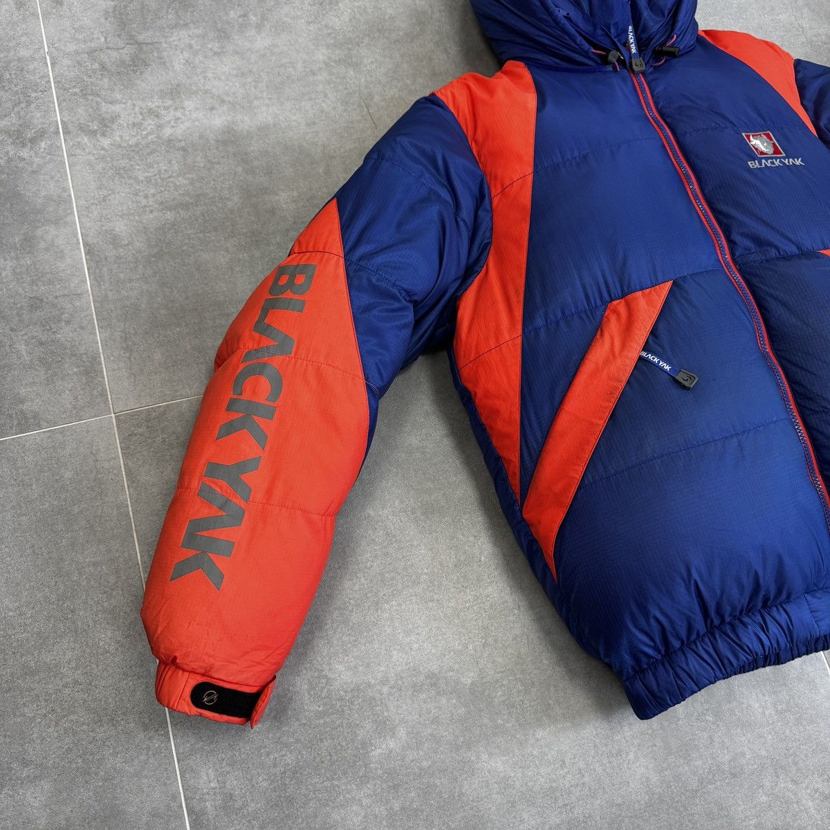 BLACKYAK Black Yak Men Extreme Peak Down Blue Jacket Size 100/M/L Size US M / EU 48-50 / 2 - 4 Thumbnail
