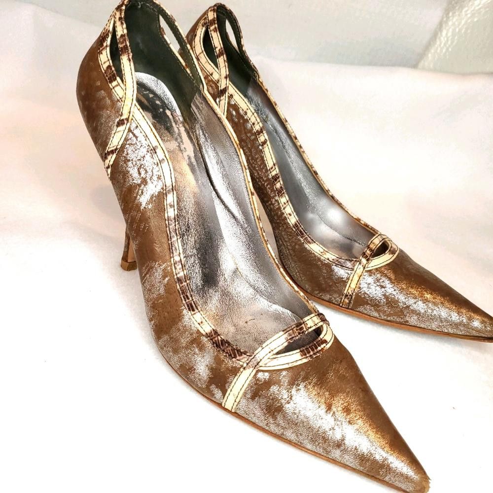 Miu Miu Miu Miu Distressed Leather Size 7.5 Heels Size US 7.5 / IT 37.5 - 2 Thumbnail
