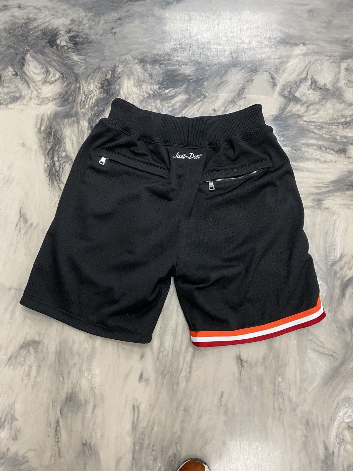 Just Don Just Don Miami Heat shorts black red small authentic rare Size US 32 / EU 48 - 5 Thumbnail