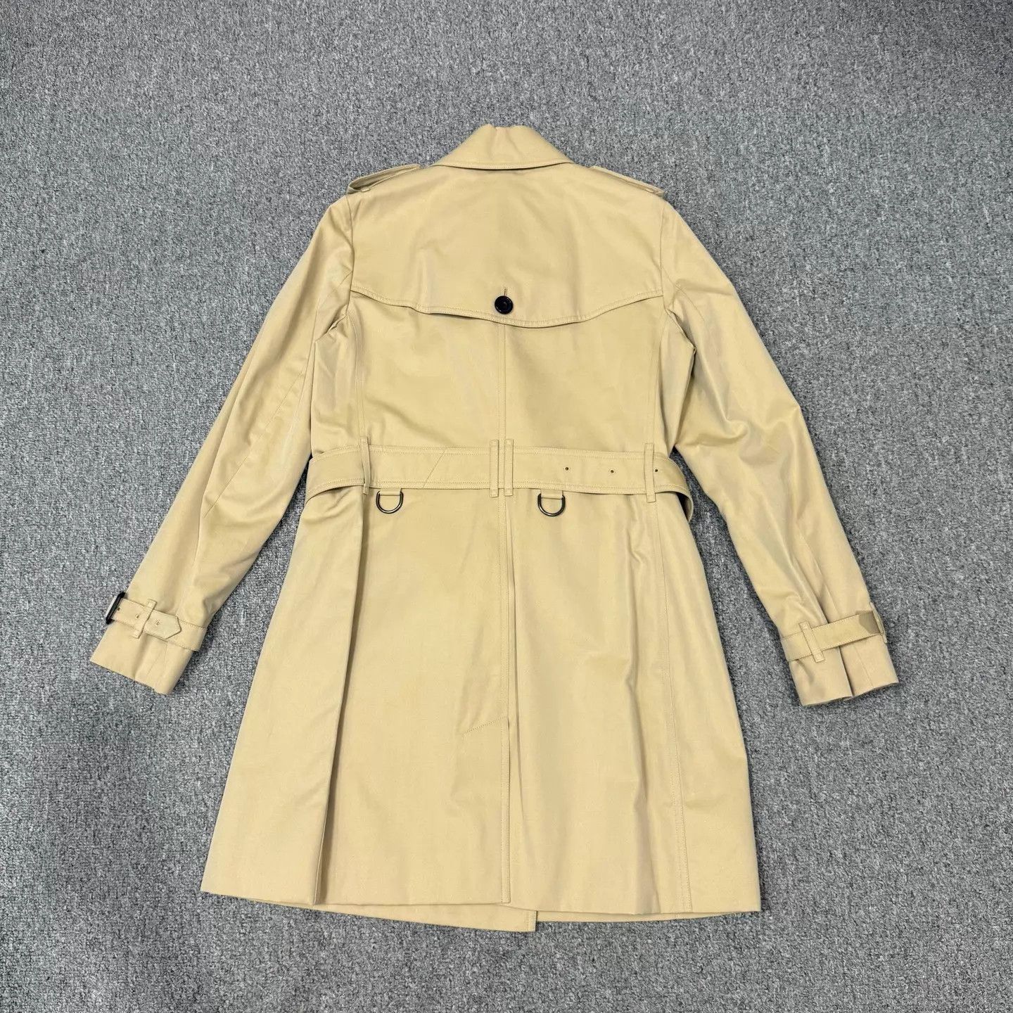 Burberry Burberry khaki trench coat UK8 new with tags Size S / US 4 / IT 40 - 2 Thumbnail