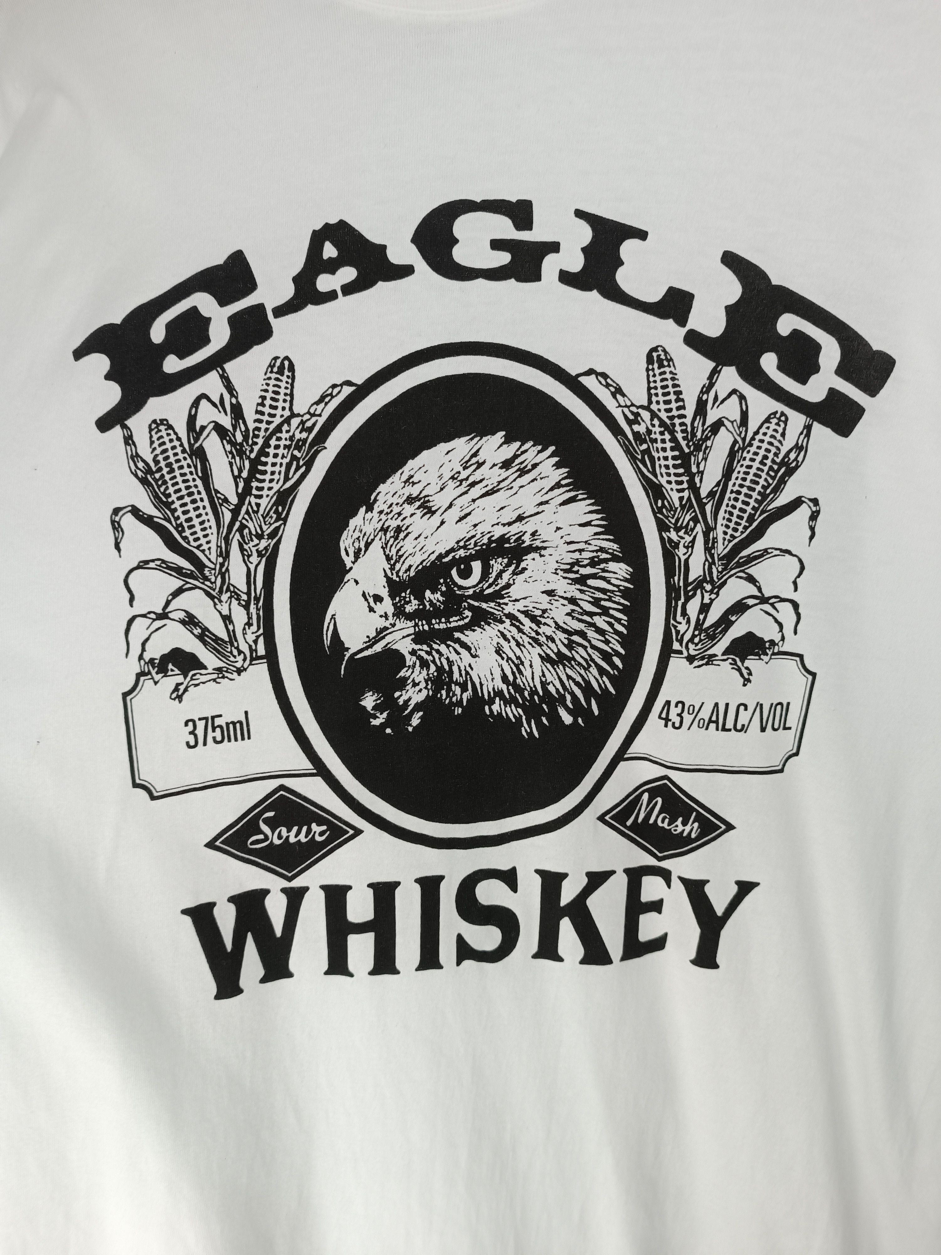 Vintage VINTAGE 90'S EAGLE WHISKEY TEE corona glenlivet chivas Size US L / EU 52-54 / 3 - 9 Thumbnail