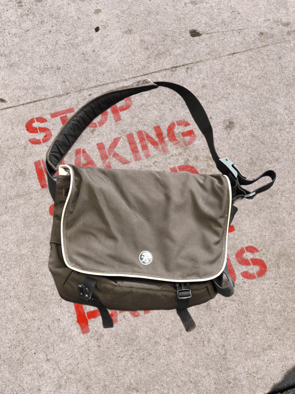 Crumpler Logo Crumpler Y2K Shoulder Bag Streetwear Size ONE SIZE - 1 Thumbnail