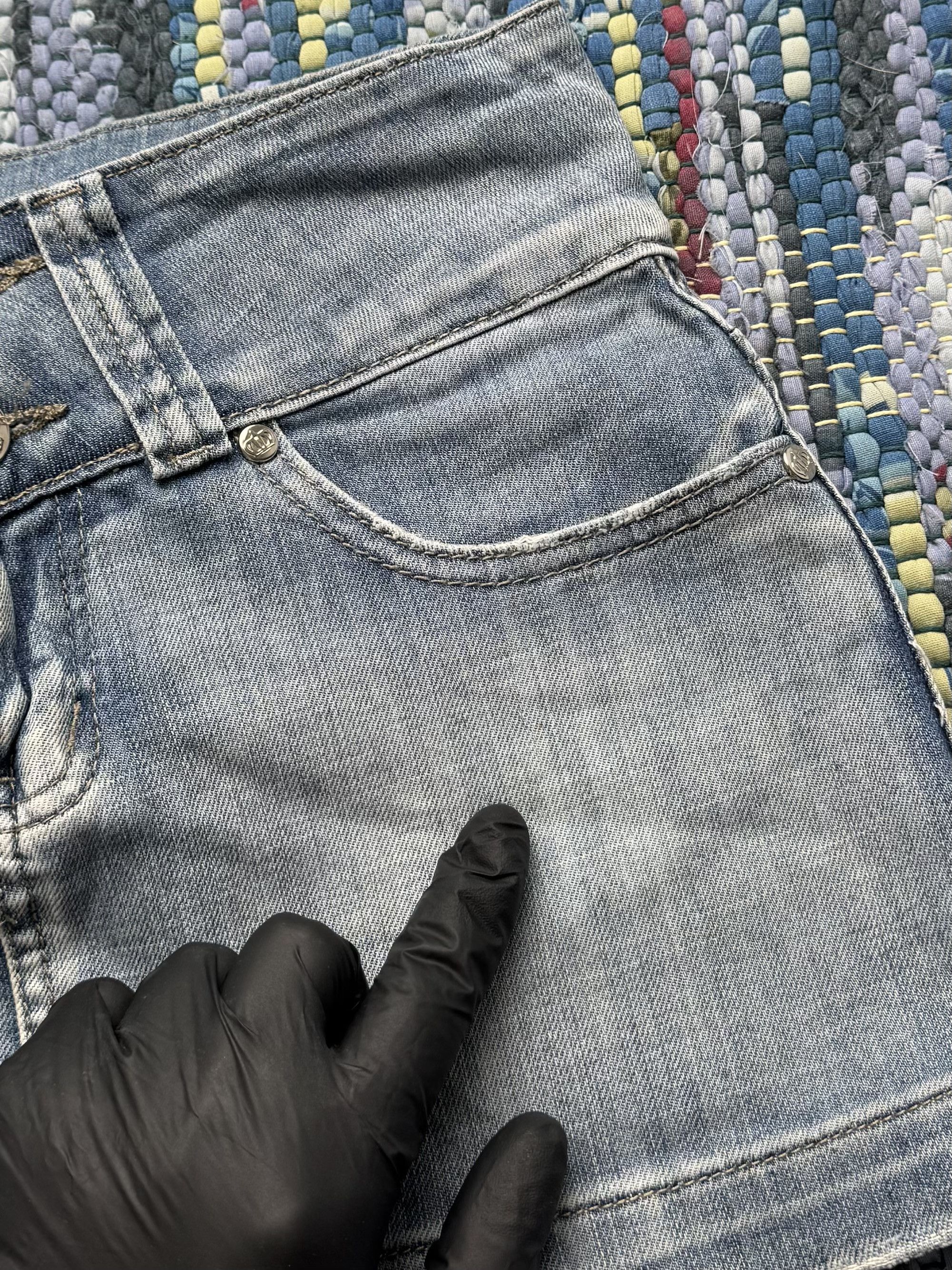 Vintage Vintage Denim Skirt With Belt At The Back A8D15(V8) Size 25" / US 0 / IT 36 - 4 Thumbnail