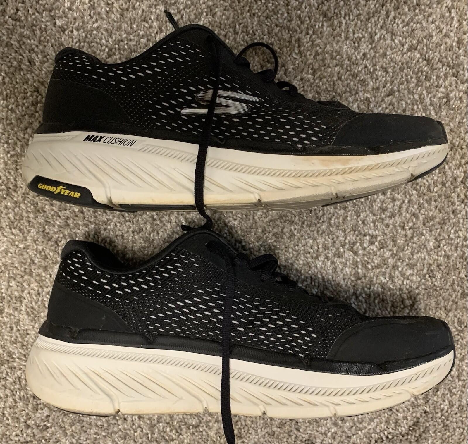 SKECHERS Men’s Size 11 Sketchers Max Cushion Sneakers Size US 11 / EU 44 - 1 Thumbnail