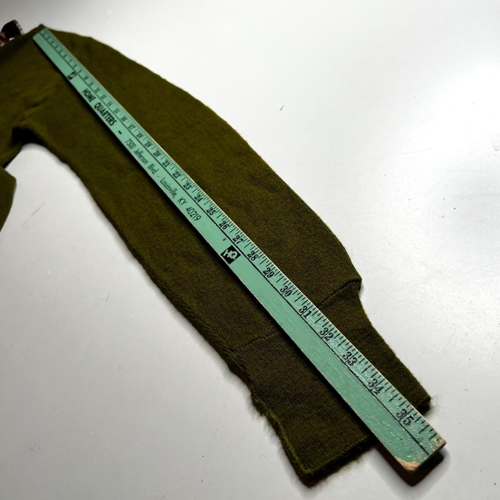 Olive VINTAGE Puritan Gary Player Sweater Mens S Olive Green Orlon 1960s V-Neck Size US S / EU 44-46 / 1 - 2 Thumbnail