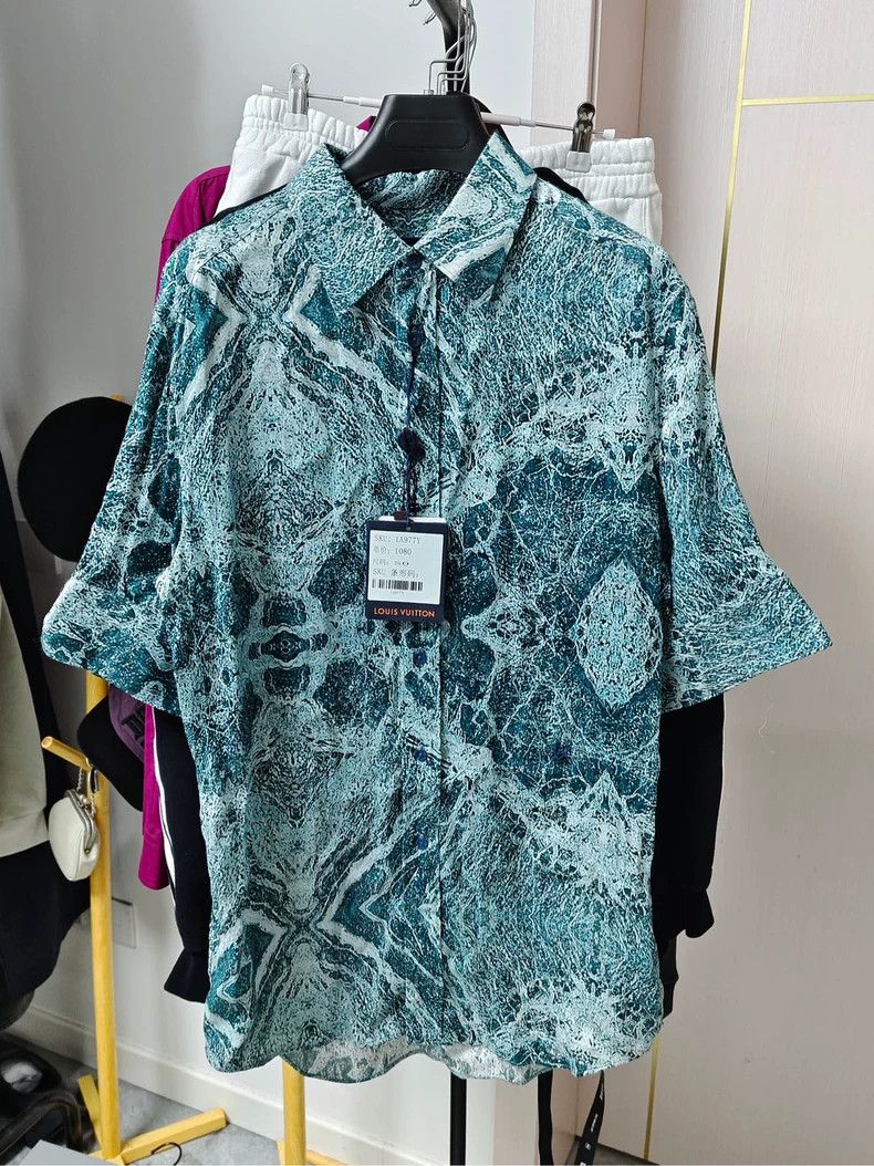 Louis Vuitton Marble Print Short Sleeve Shirt