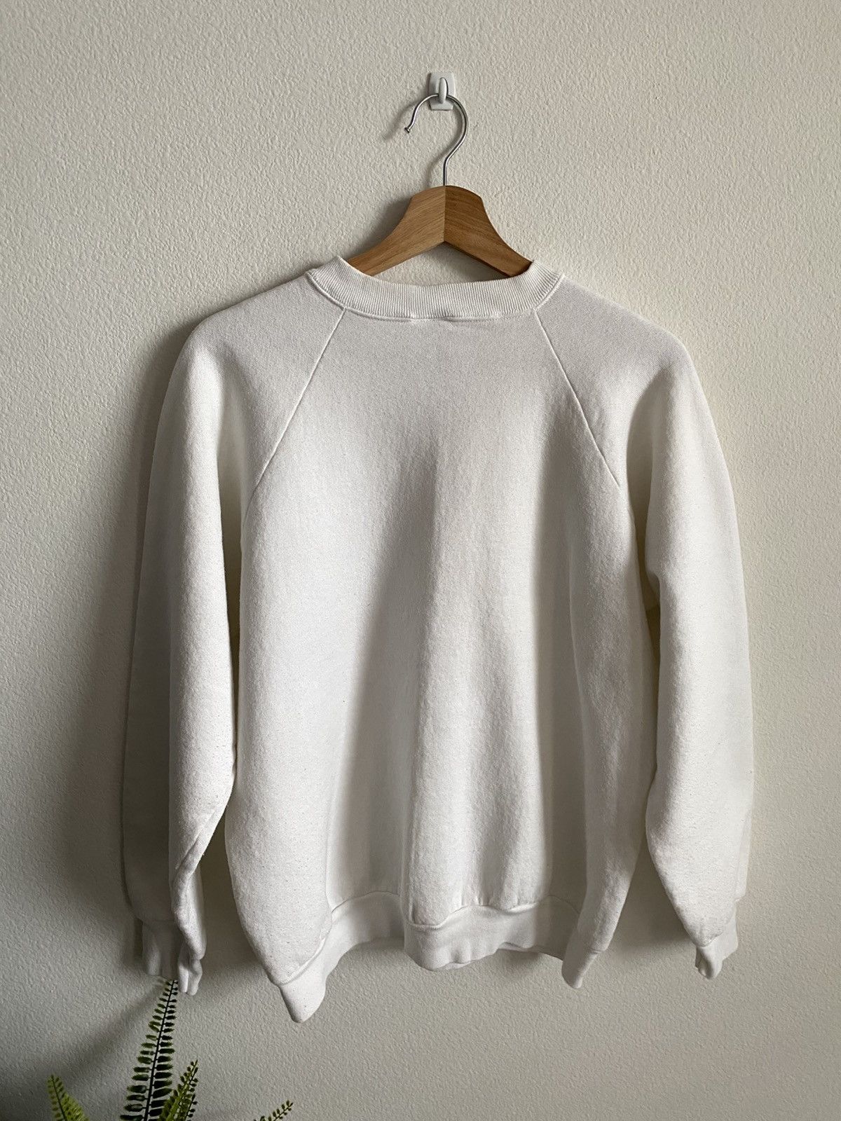 Vintage Vintage 90s Las Vegas Crewneck Sweatshirt Size US L / EU 52-54 / 3 - 7 Thumbnail