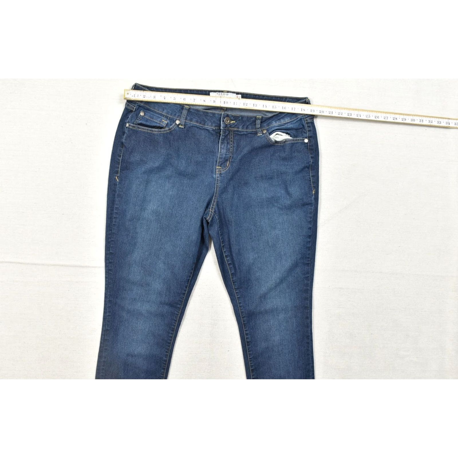 Torrid Torrid Denim Jeans Women 16R Dark Wash Slim Skinny Stretch 5-Pocket Button Blue Cotton Blend Regular Size Type Regular Pants Womens Size 38" / US 16 / IT 52 - 4 Thumbnail