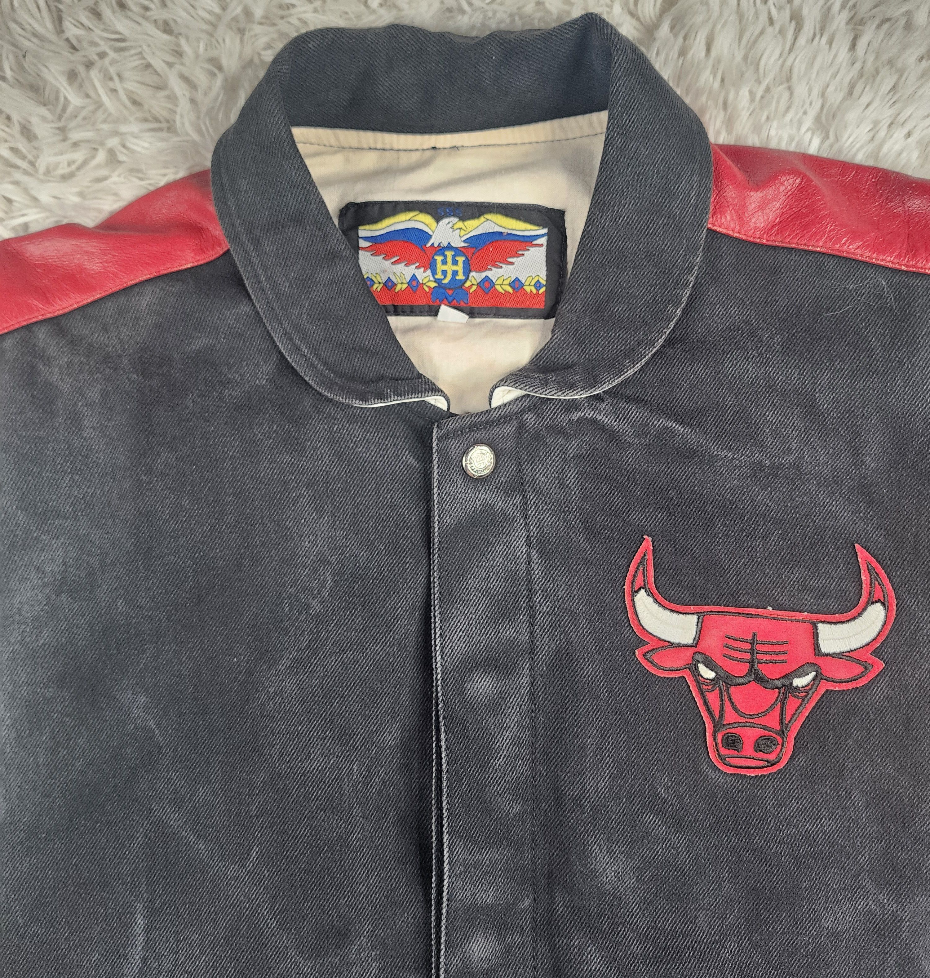 Jeff Hamilton Vintage NBA Chicago Bulls denim/leather button up jacket Size US L / EU 52-54 / 3 - 5 Thumbnail