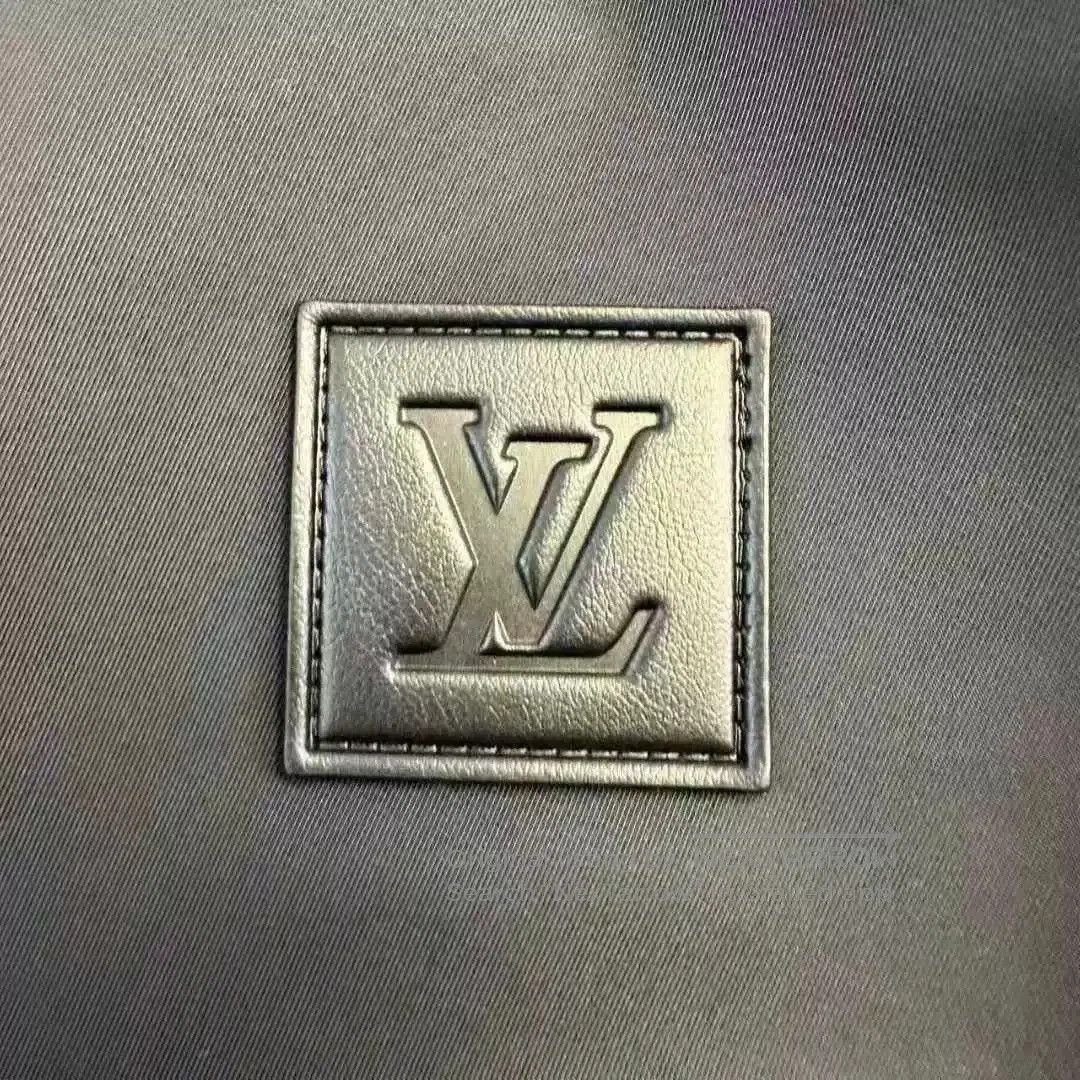 Louis Vuitton Louis Vuitton 25 Logo Reversible Jacket. Size US S / EU 44-46 / 1 - 2 Thumbnail