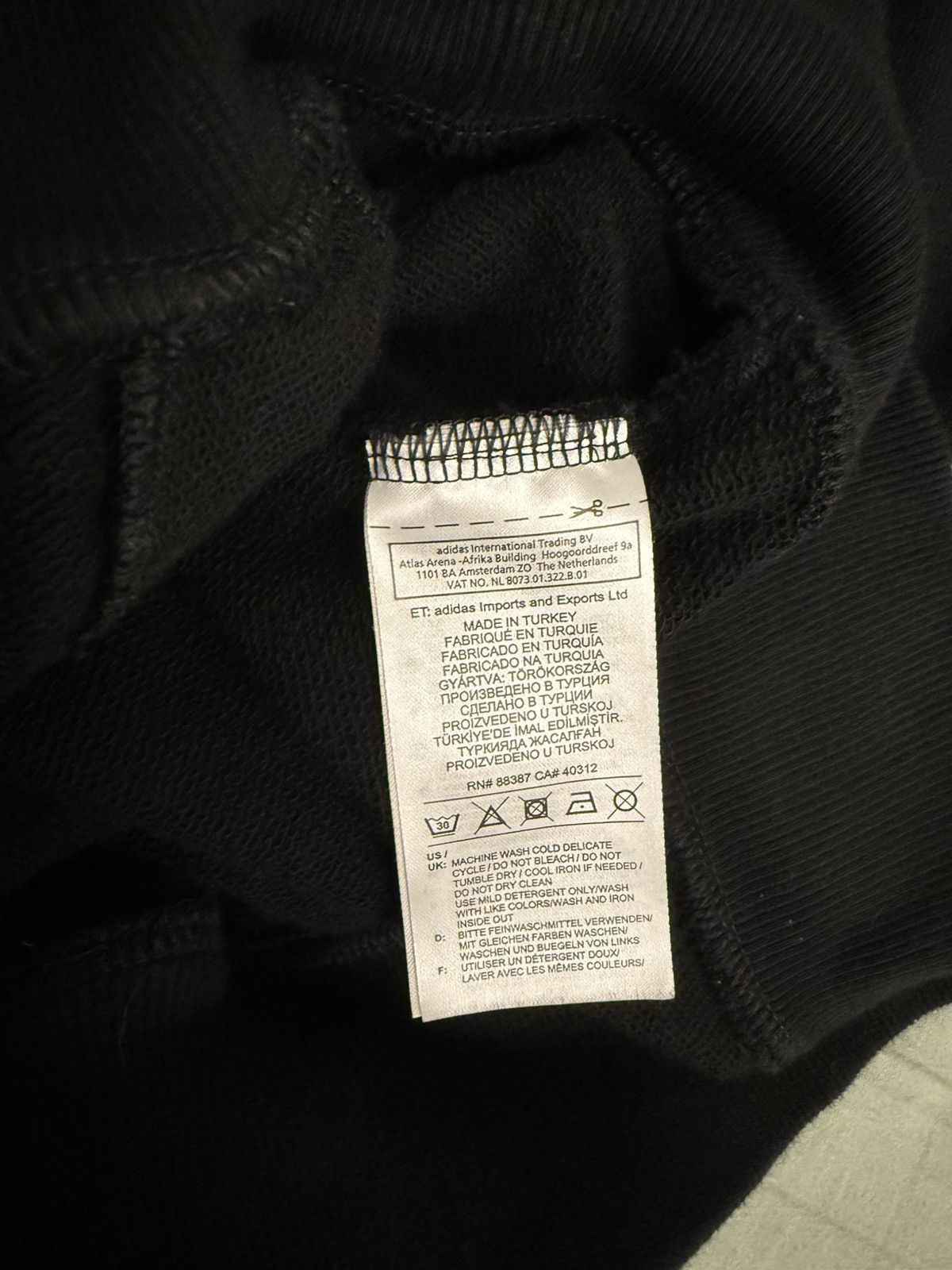 Adidas × Alexander Wang Alexander Wang Adidas Turtle Neck Size US L / EU 52-54 / 3 - 3 Thumbnail