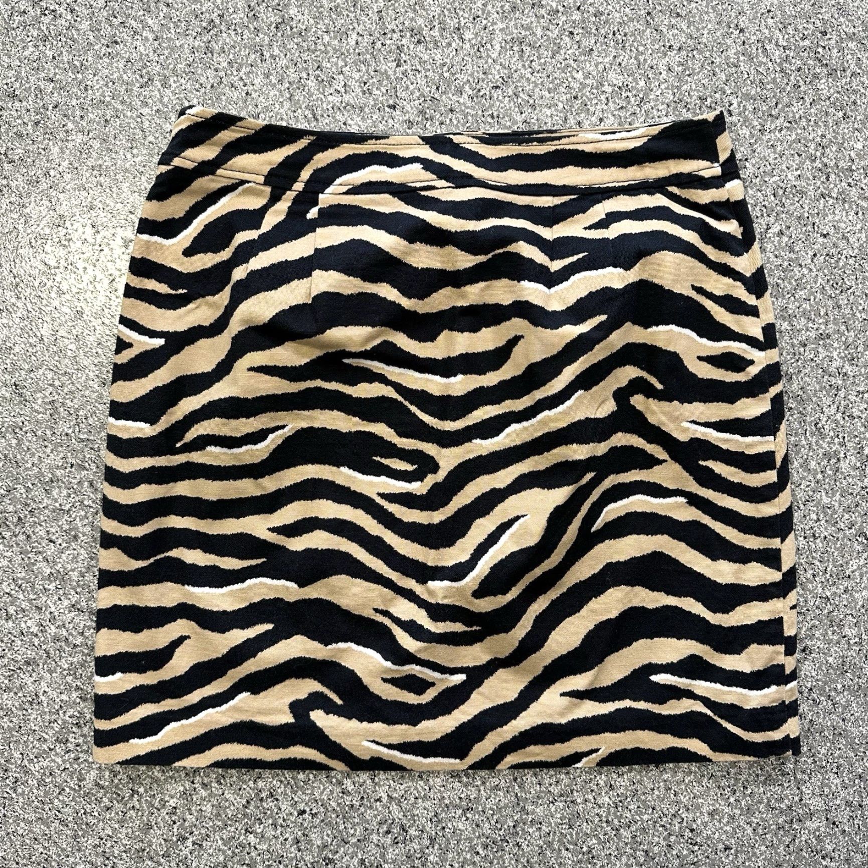 Talbots Talbots Skirt Womens 6 Animal Print Midi Straight Pencil Brown Cotton Spandex Zipper Lined 32x19 Regular XS? Size 28" / US 6 / IT 42 - 3 Thumbnail