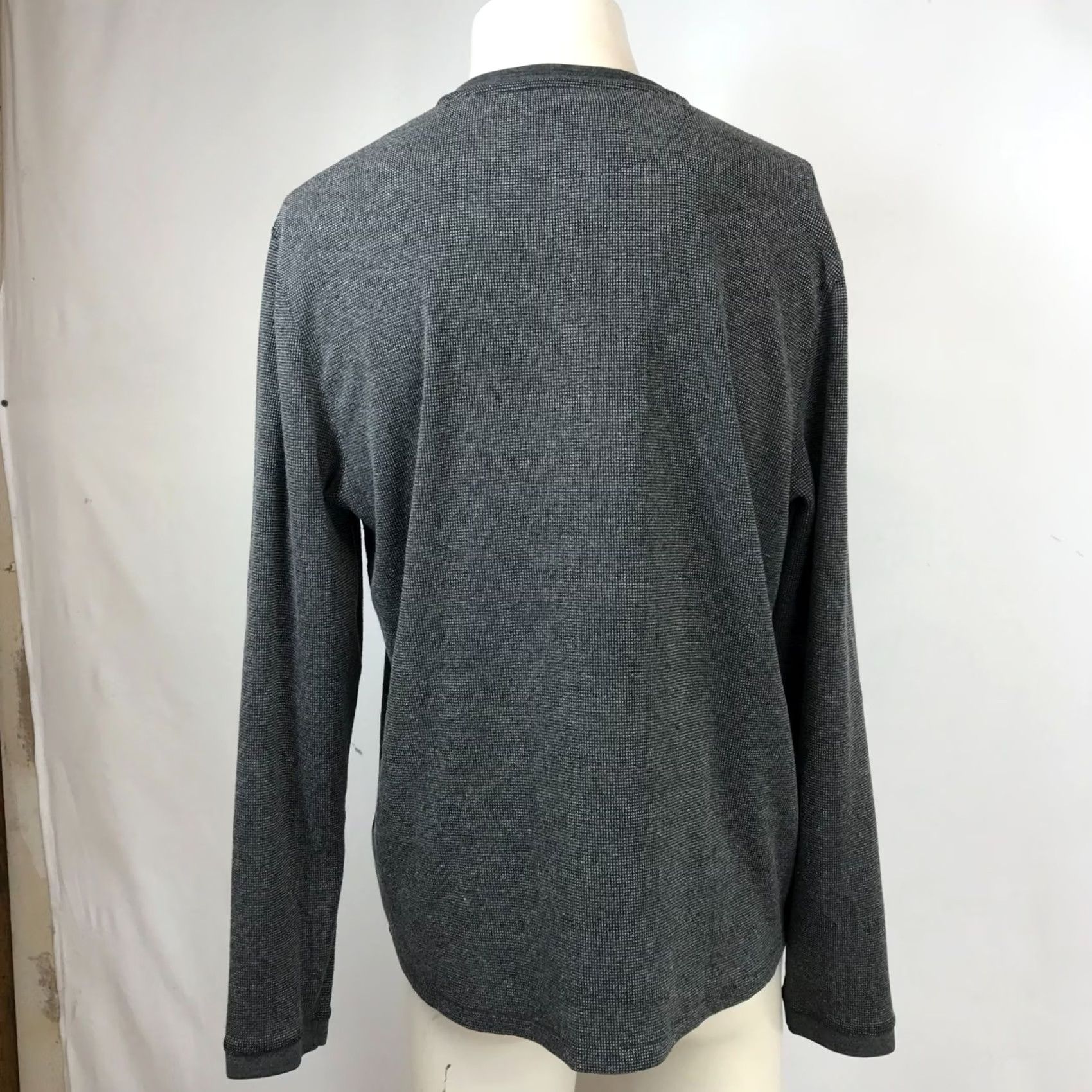 Ted Baker TED BAKER Men’s 5 Gray Long Sleeve Polyester Blend Henley Shirt Size US S / EU 44-46 / 1 - 5 Thumbnail