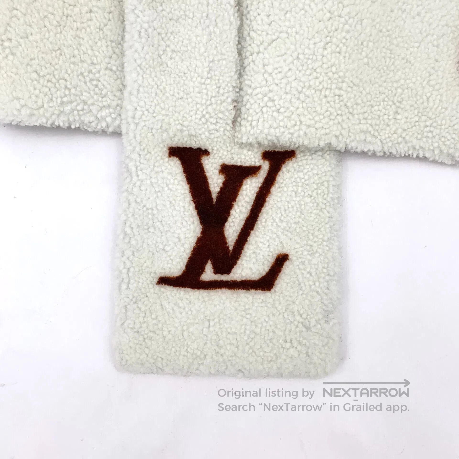 Louis Vuitton Louis Vuitton Beige Logo Monogrammed Fleece Scarf| Size ONE SIZE - 6 Thumbnail