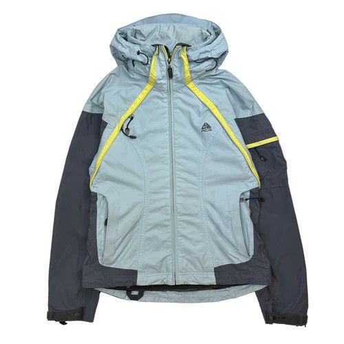 Vintage Nike ACG Women's Storm Jacket Blue