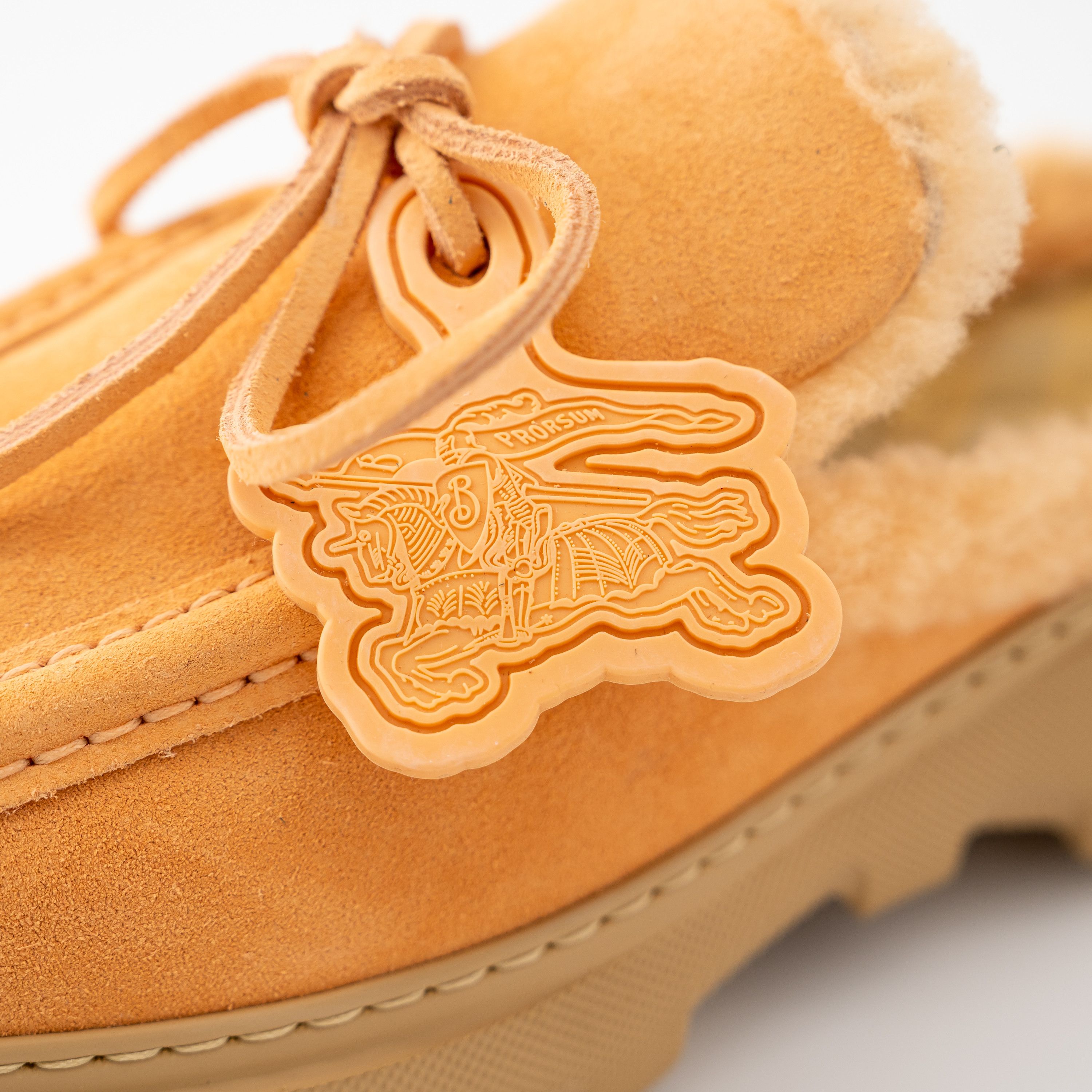 Burberry size 6.5us Burberry Stony fur lined suede mules peach orange Size US 6.5 / IT 36.5 - 5 Thumbnail
