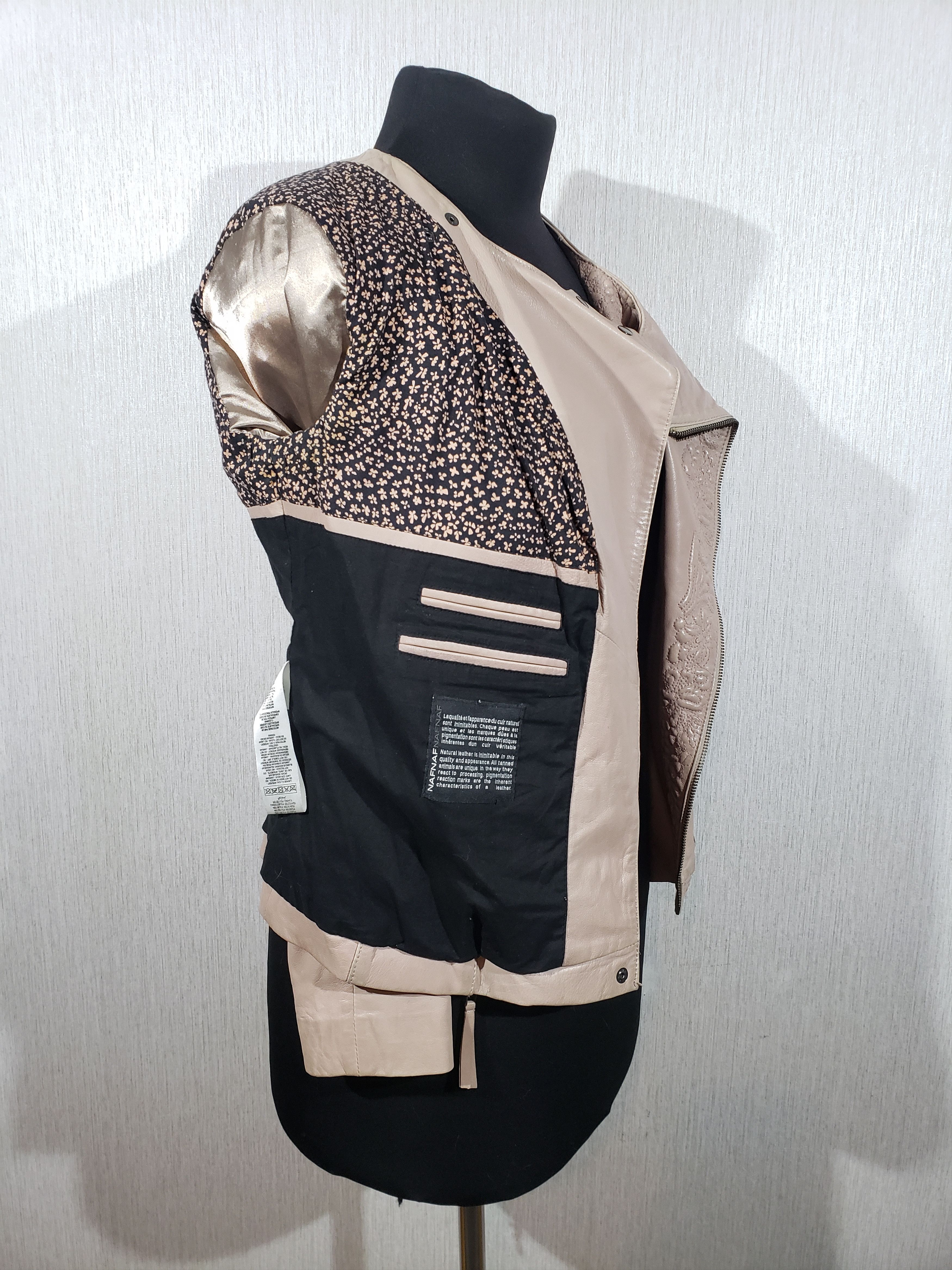 Other Stylish women's leather jacket with a metal zipper. Size M / US 6-8 / IT 42-44 - 6 Thumbnail